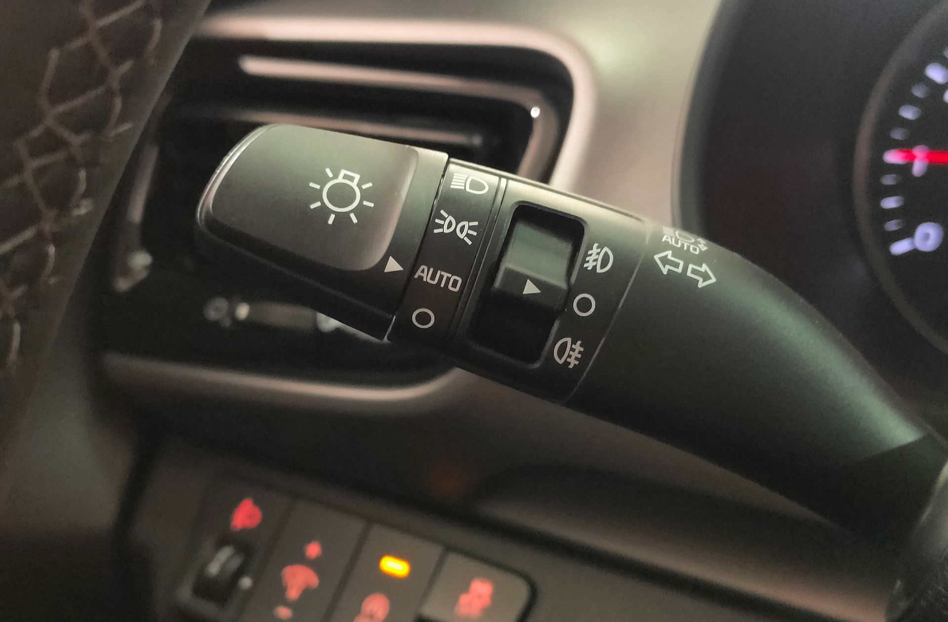 Kia Stonic 1.0 T-GDi MHEV Drive - foto 25