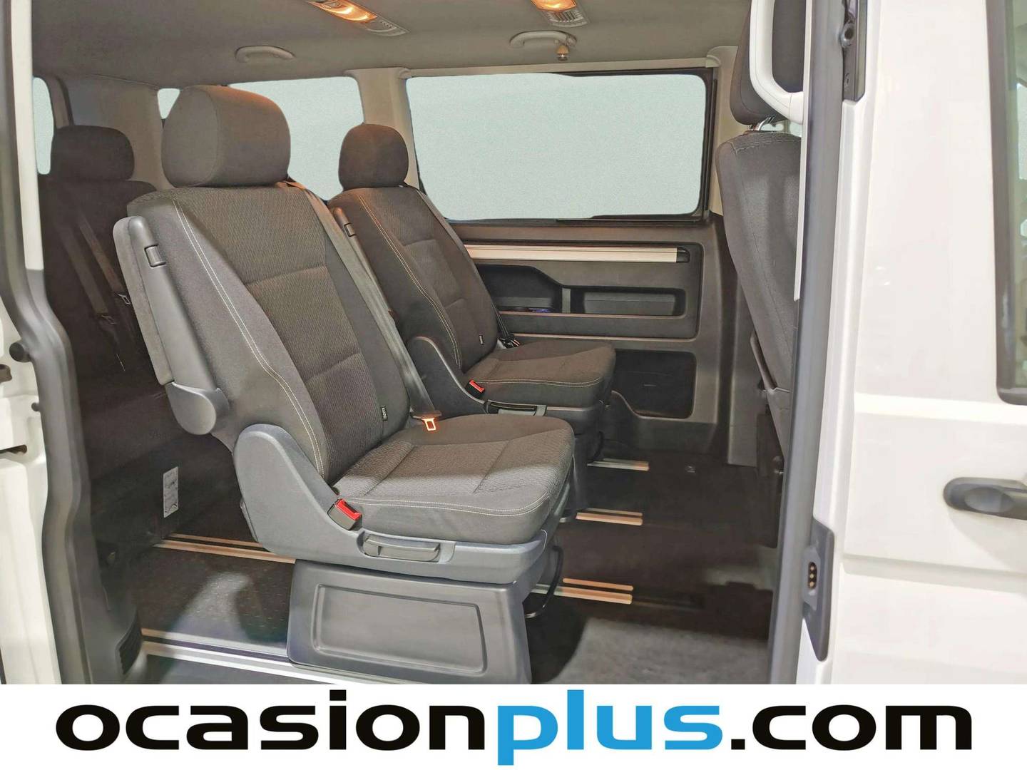 Foto Volkswagen Multivan Volkswagen Multivan Outdoor Corto 2.0 TDI BMT (150 CV) DSG 7 Plazas siete plazas