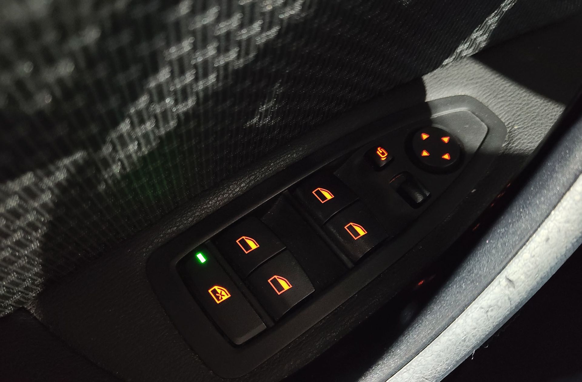 BMW X1 sDrive18d - foto 35