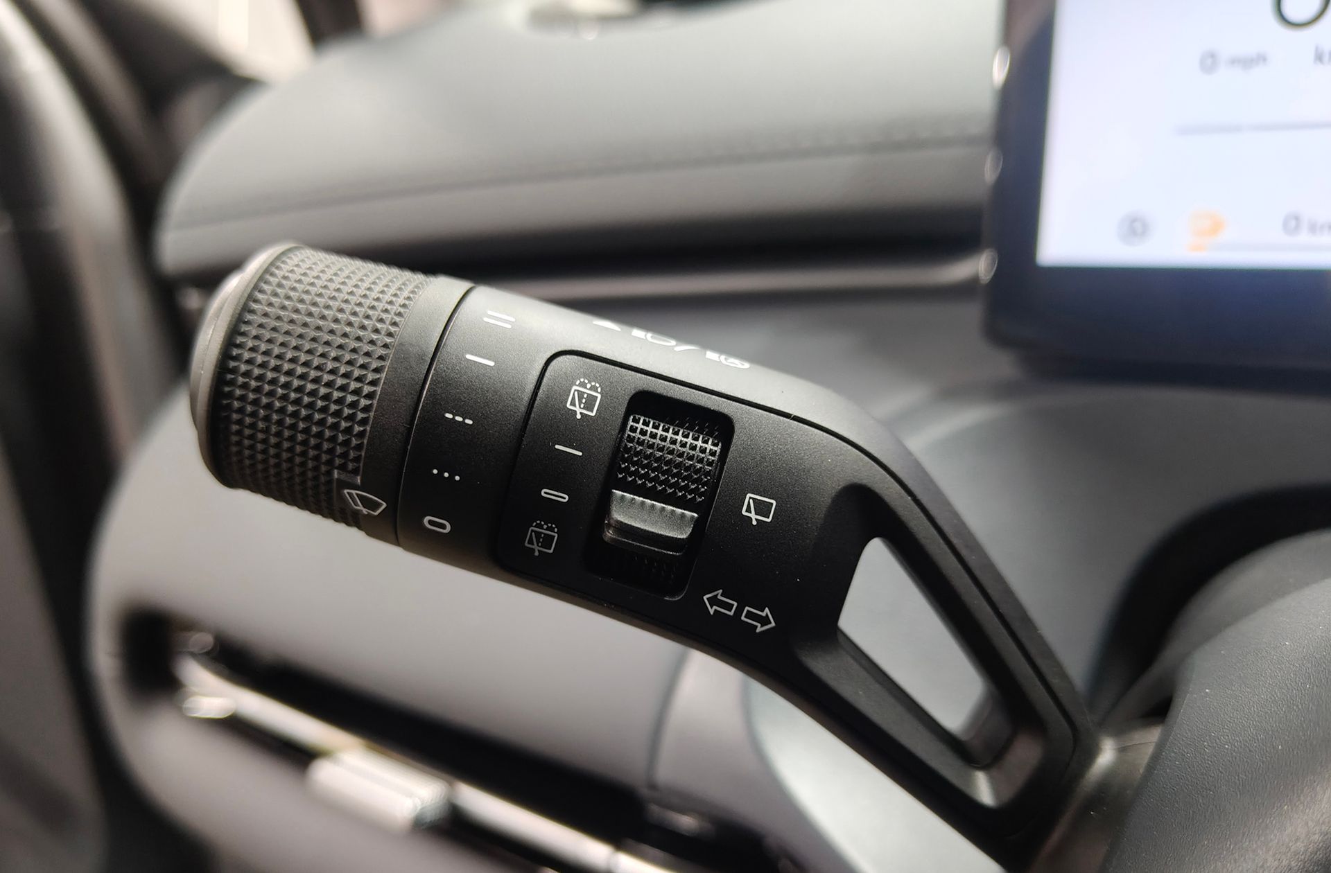 Geely Starray EM-i 1.5 PHEV Pro - foto 25