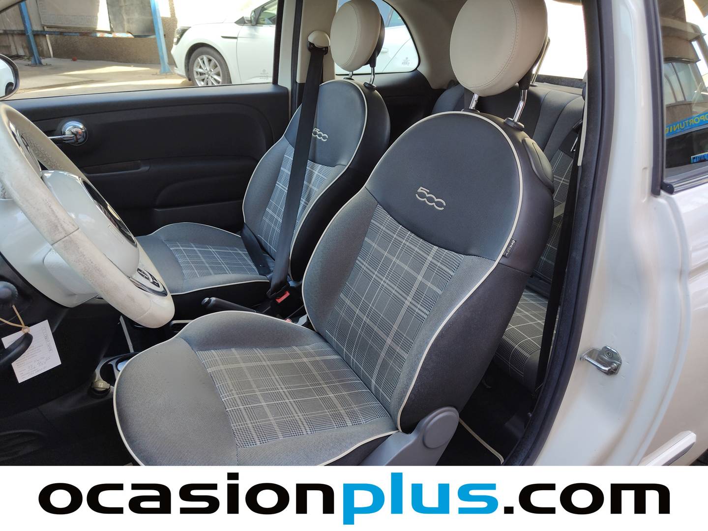 Foto asientos delanteros Fiat 500 Fiat 500 1.2 8v Lounge (69 CV)