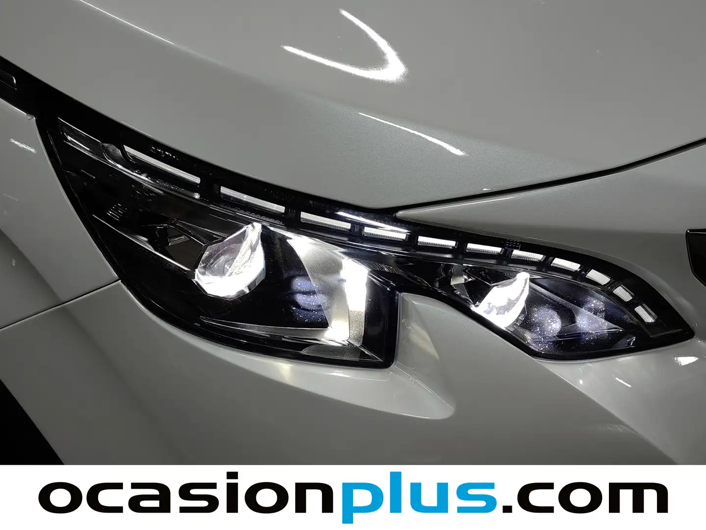 Foto Peugeot 3008 Peugeot 3008 BlueHDI 130 S&S GT Line  (130 CV)