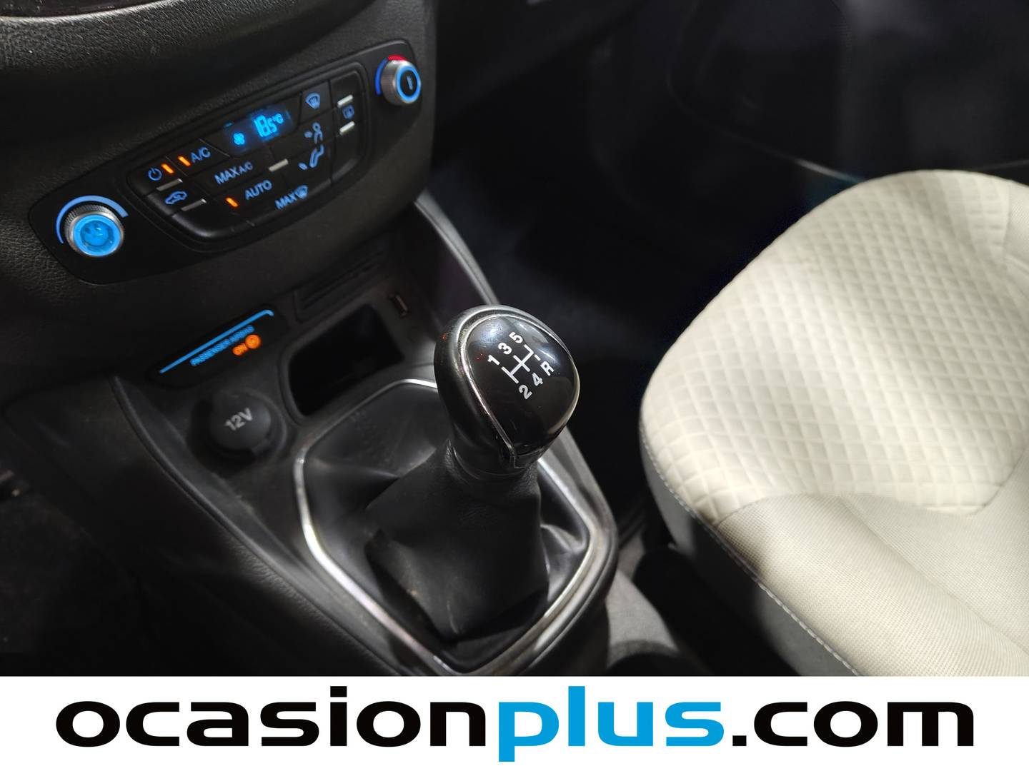 Ford Tourneo Courier Ford Tourneo Courier 1.0 EcoBoost Titanium (100 CV) de segunda mano