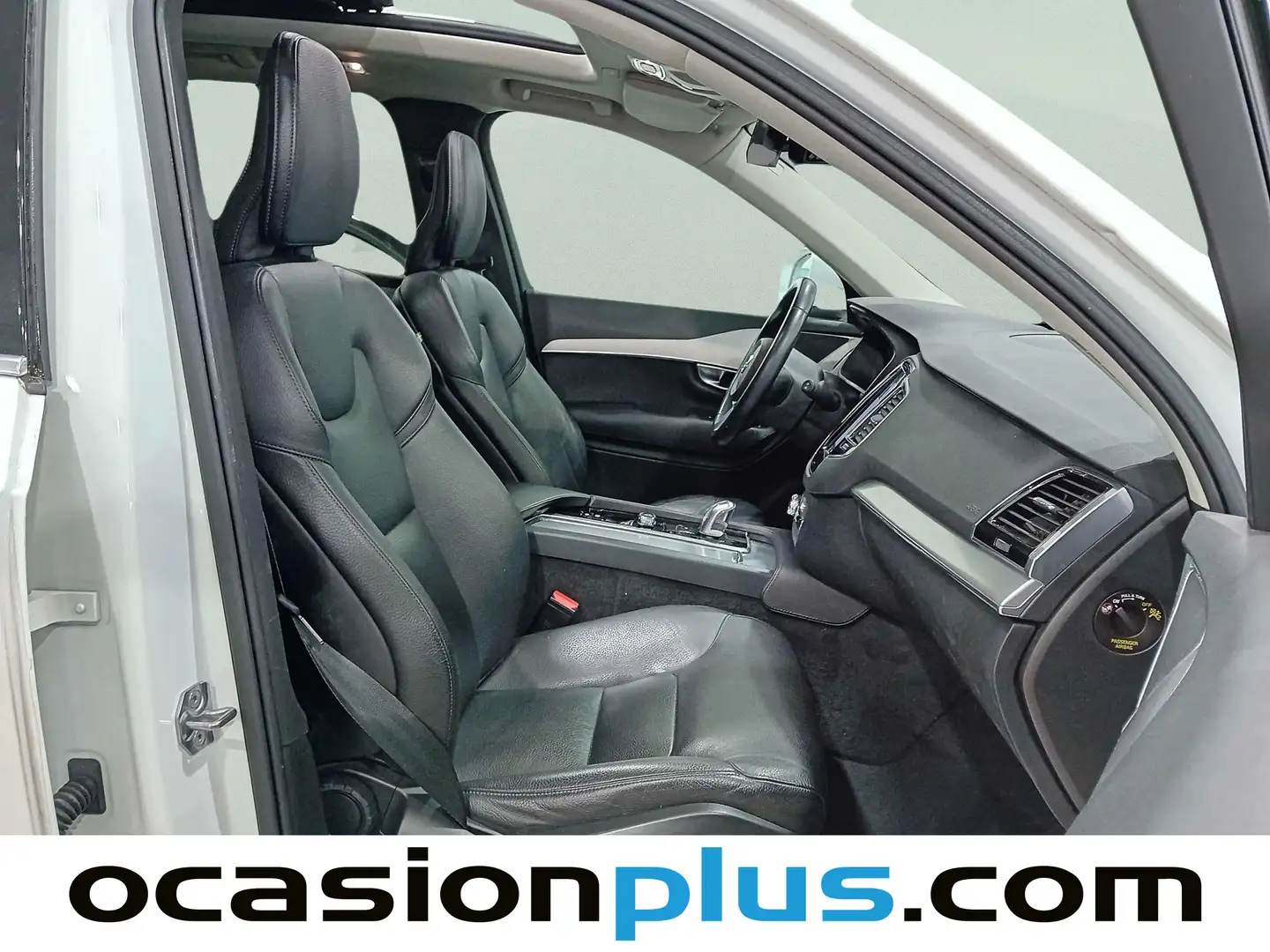 Foto Volvo XC90 Volvo XC90 T8 Momentum AWD Auto (390 CV) 7 Plazas