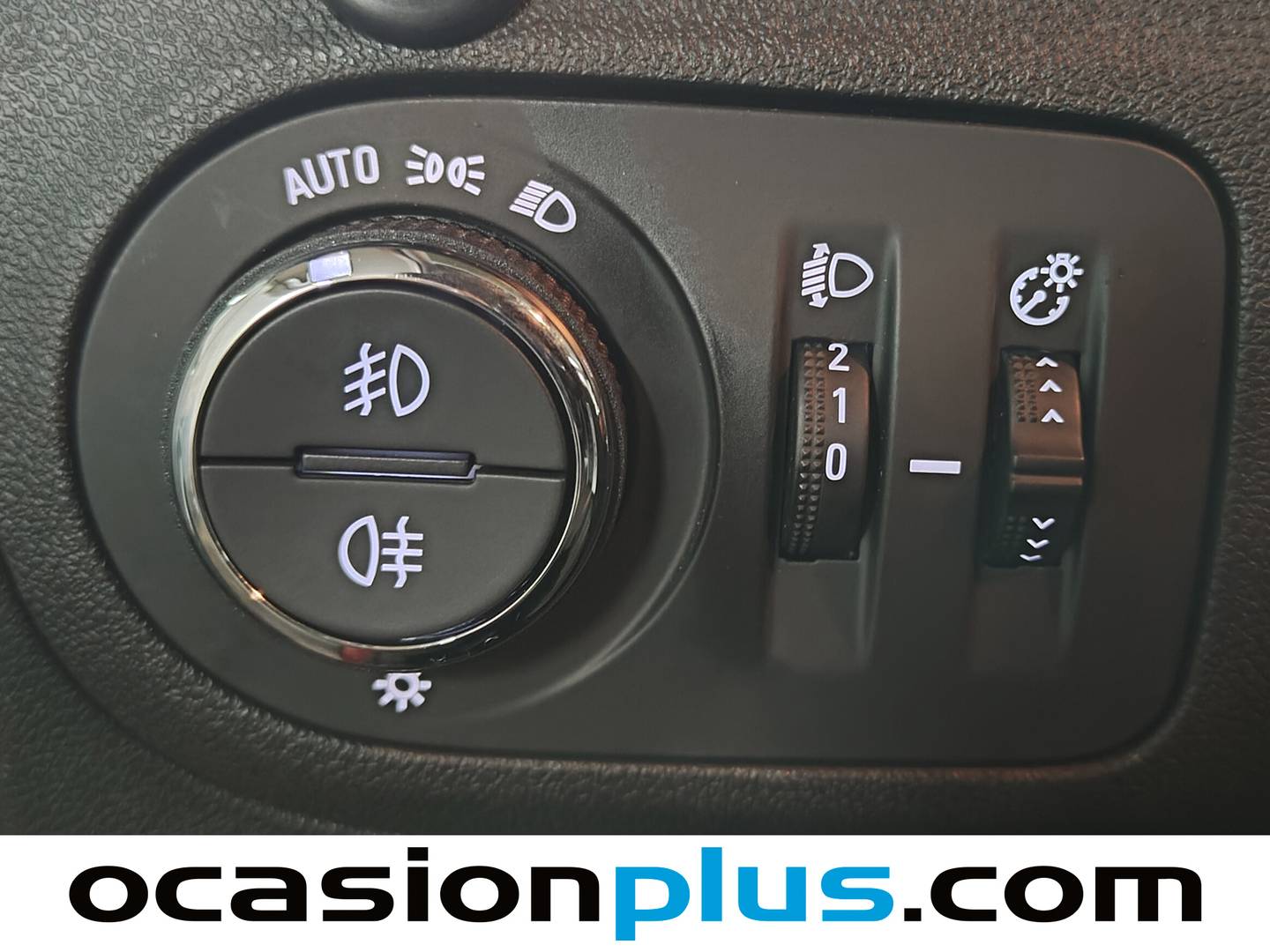 Opel Crossland X Opel Crossland X 1.2 Innovation Auto (130 CV) de segunda mano