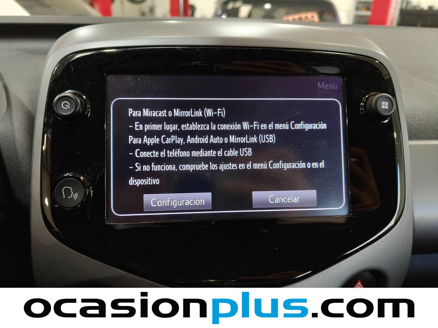 Equipamiento del Toyota Aygo Toyota Aygo 1.0 70 x-play (72 CV)