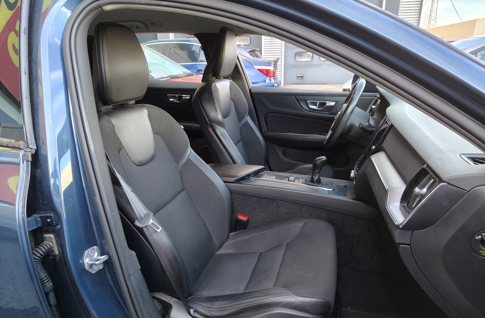 Volvo V60 D4 Momentum - foto 20