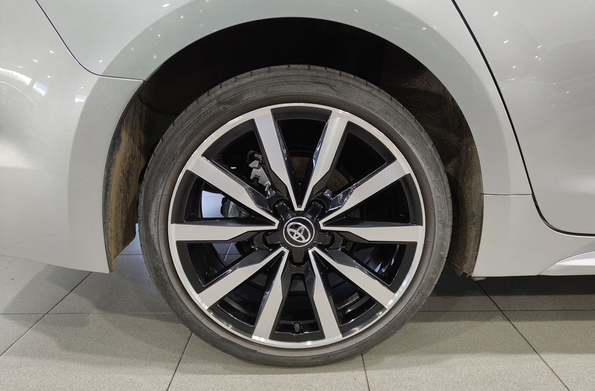 Toyota Corolla 200H Touring Sport Style Edition - foto 47