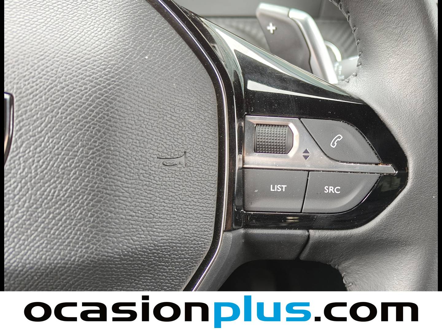 Foto Peugeot 2008 Peugeot 2008 Allure Hybrid eDCS6 (136 CV)