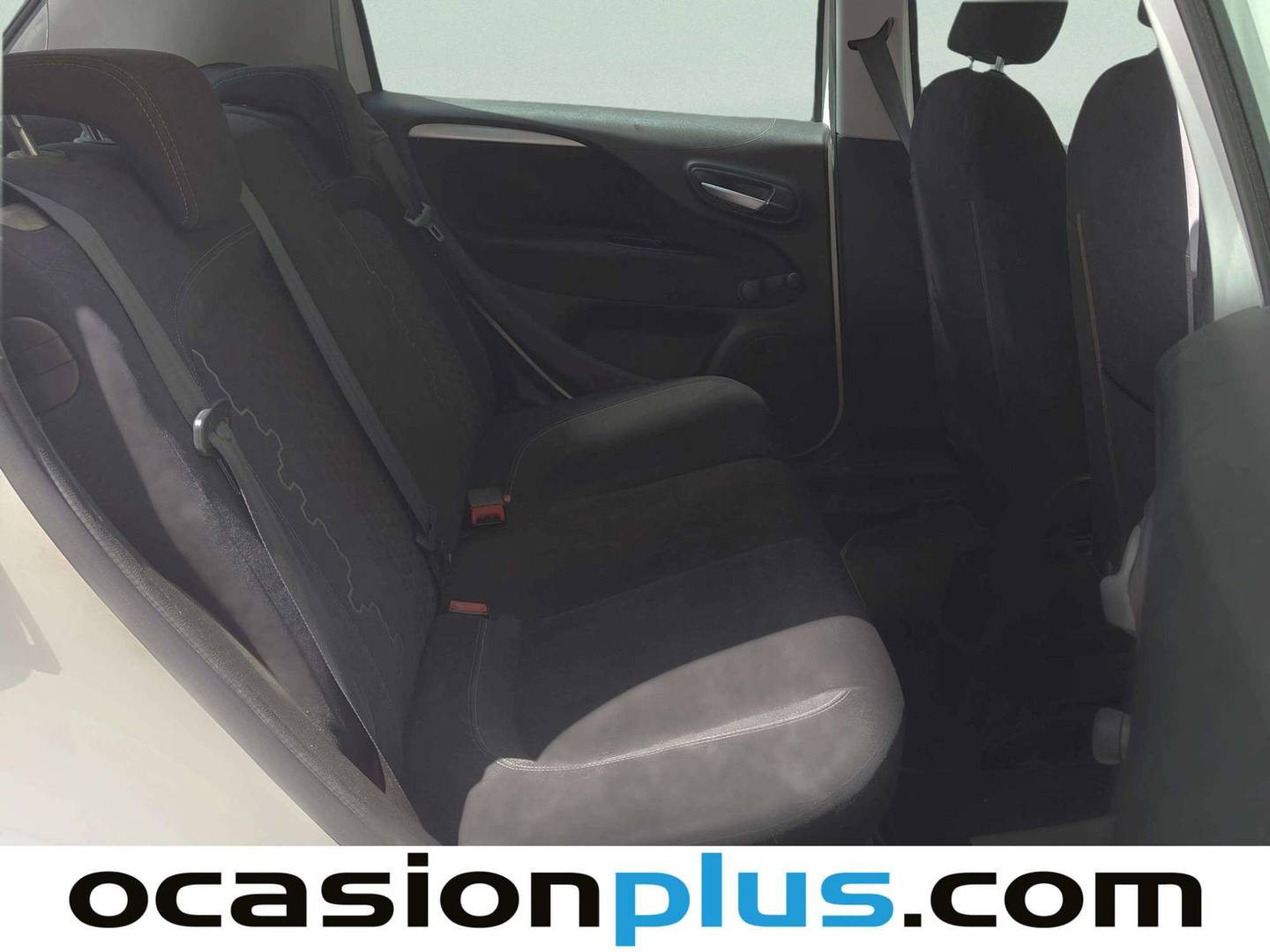 Foto asientos traseros Fiat Punto Fiat Punto 1.2 8v Easy (67 CV)