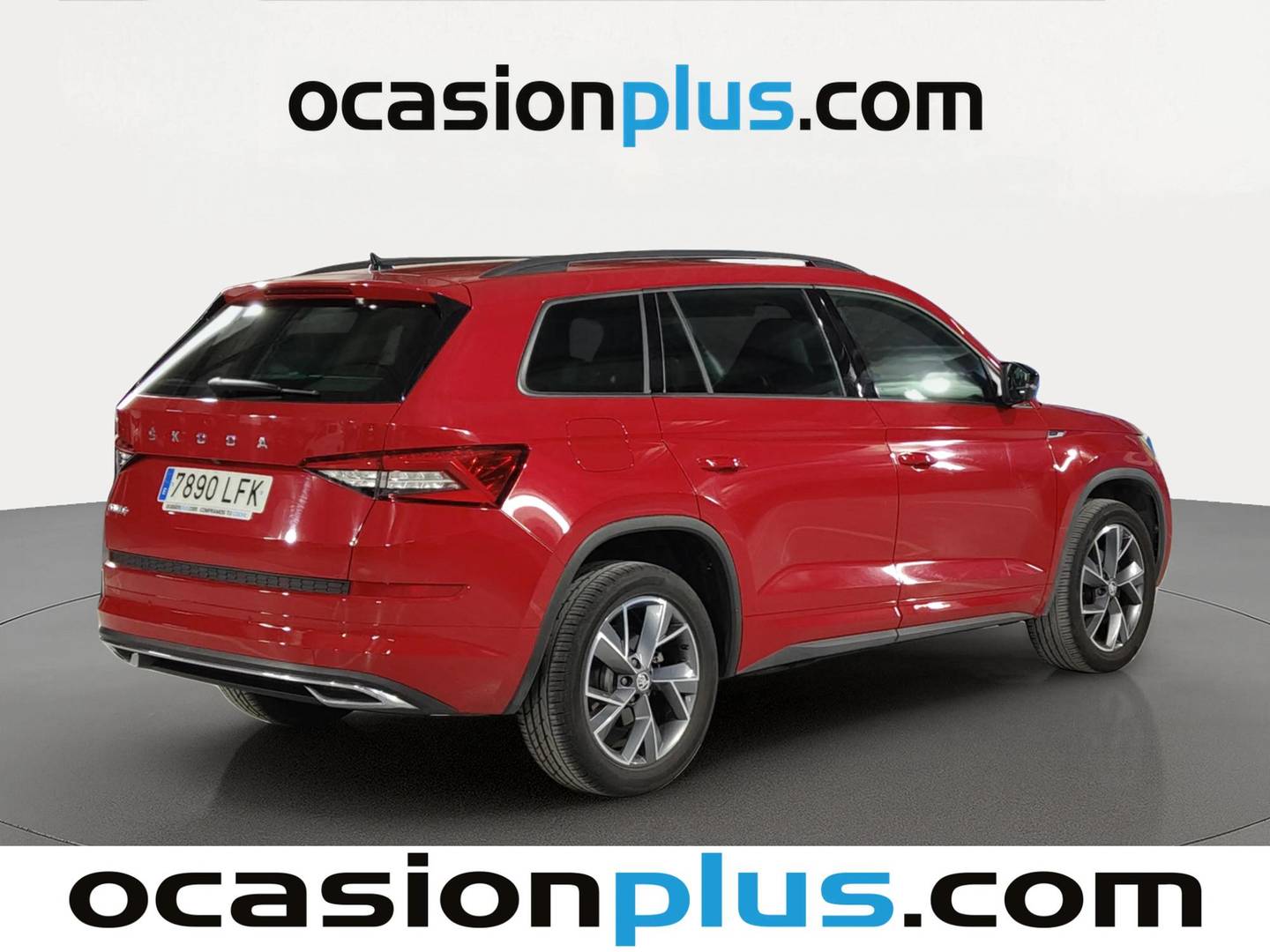 Foto trasera Skoda Kodiaq Skoda Kodiaq 1.5 TSI Sportline 4x2 DSG (150 CV) derecha