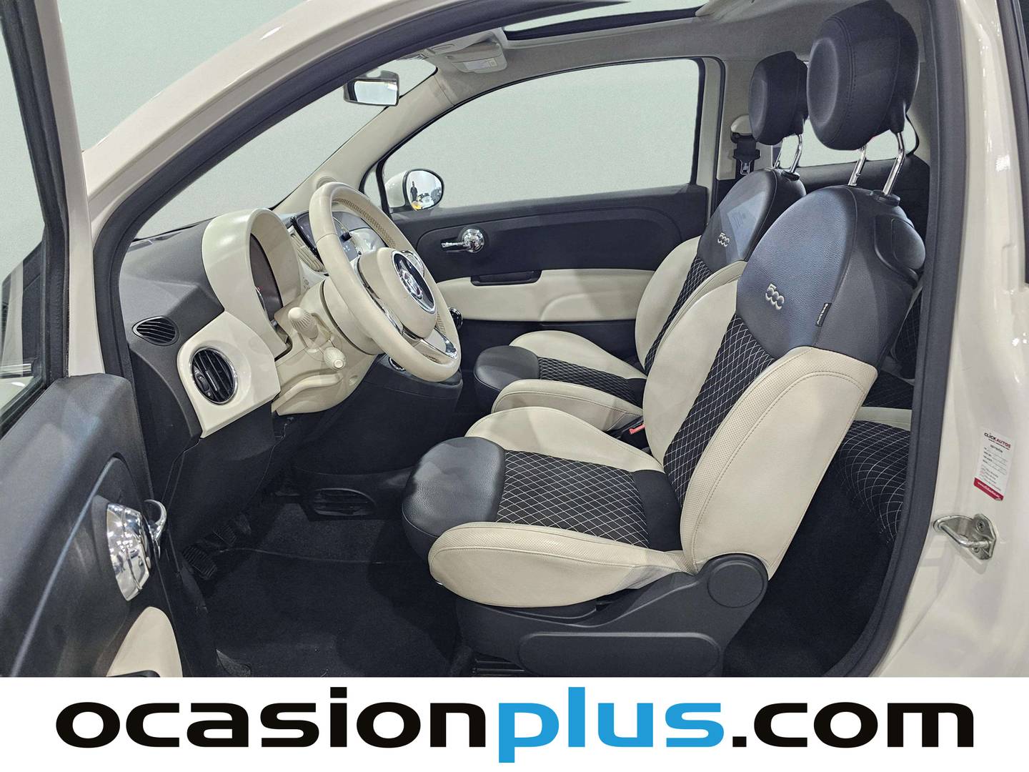 Foto asientos delanteros Fiat 500 Fiat 500 1.0 Hybrid Dolcevita (70 CV)
