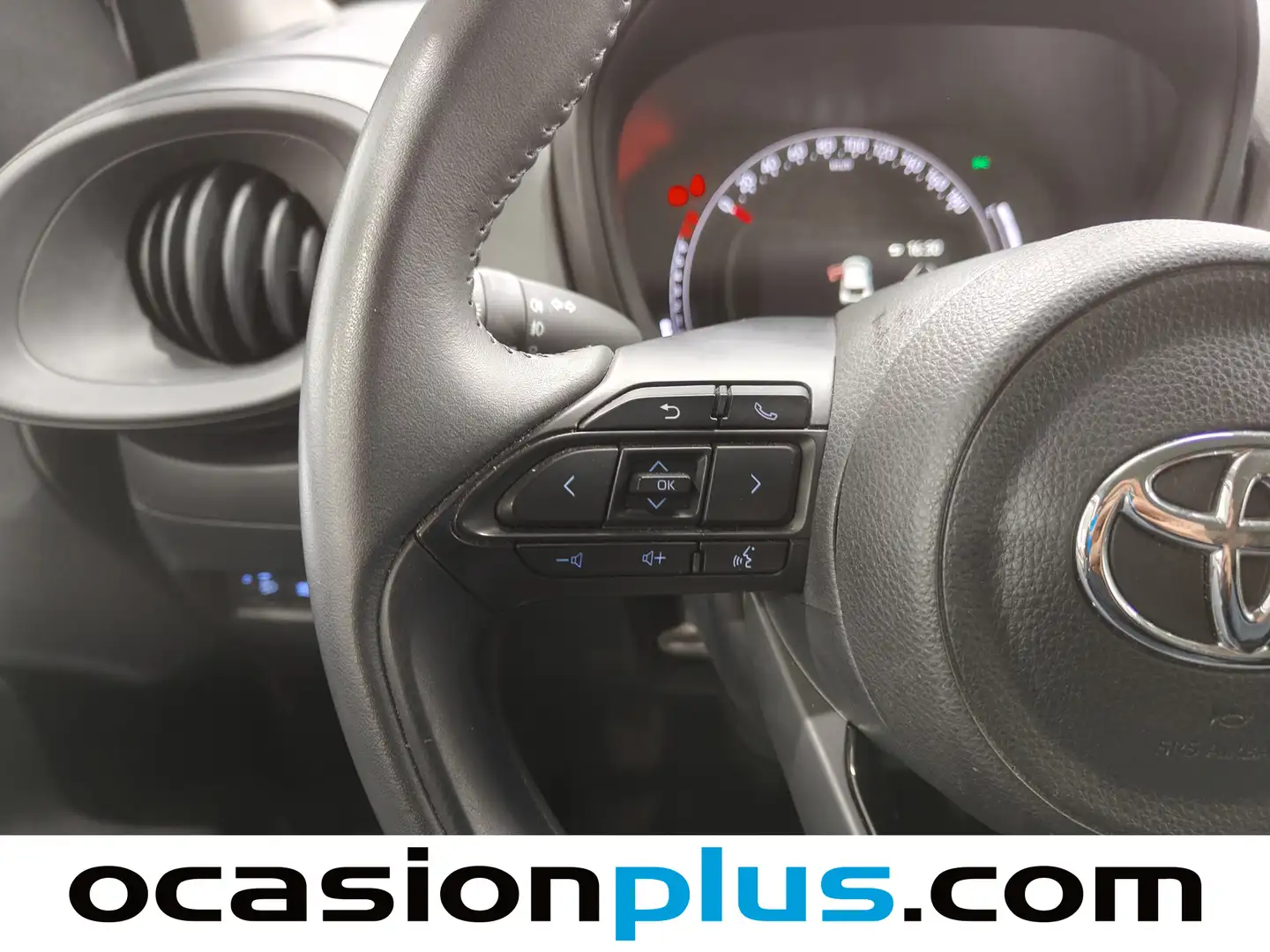 Foto Toyota Aygo X Cross Toyota Aygo X Cross 1.0 VVT-I Play  (72 CV)