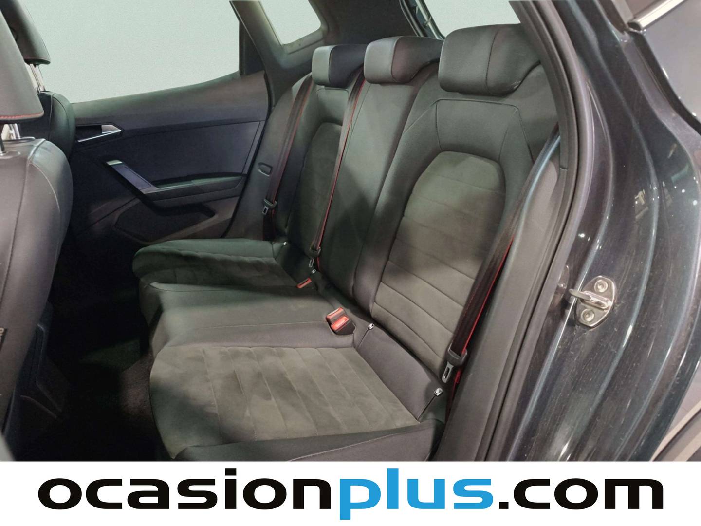 Foto asientos traseros Seat Arona Seat Arona 1.5 TSI S&S FR XL DSG (150 CV)
