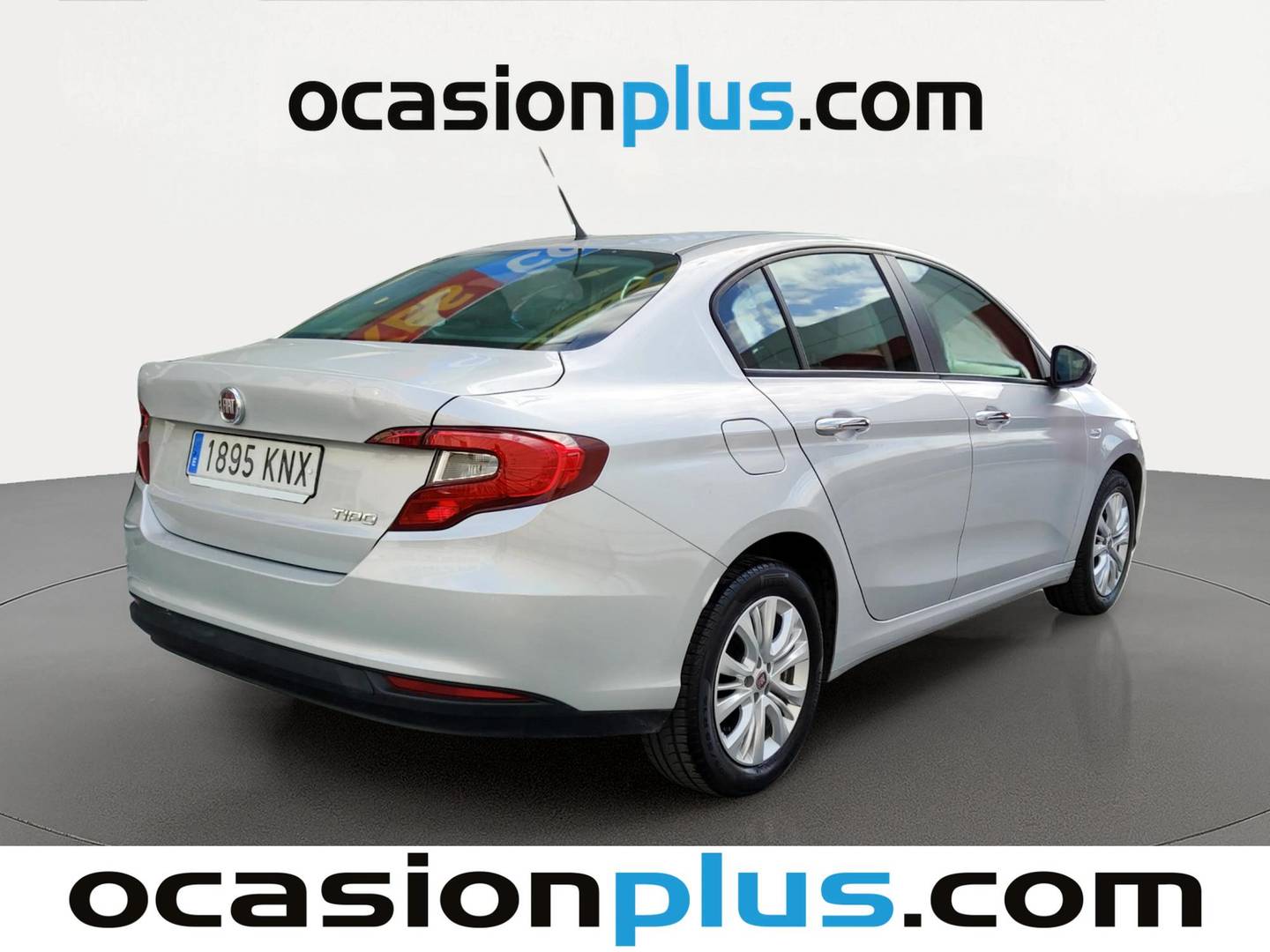 Foto trasera Fiat Tipo Fiat Tipo 1.4 16v Easy (95 CV) derecha