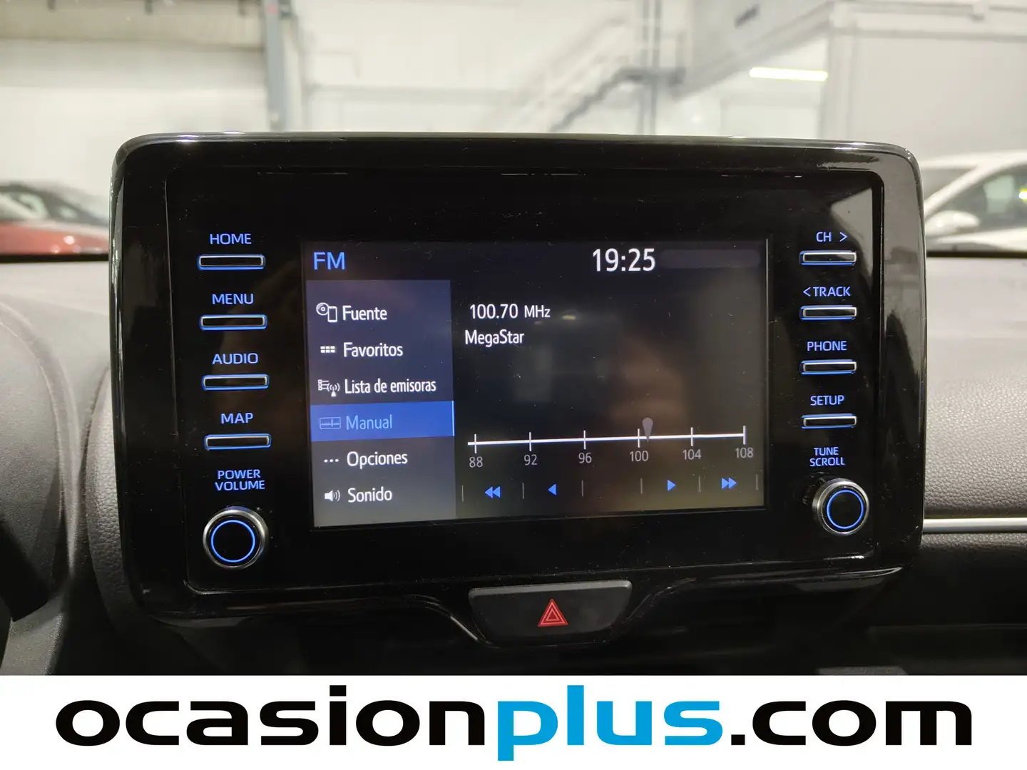 Foto Toyota Yaris Toyota Yaris 120H Business Plus (116 CV)