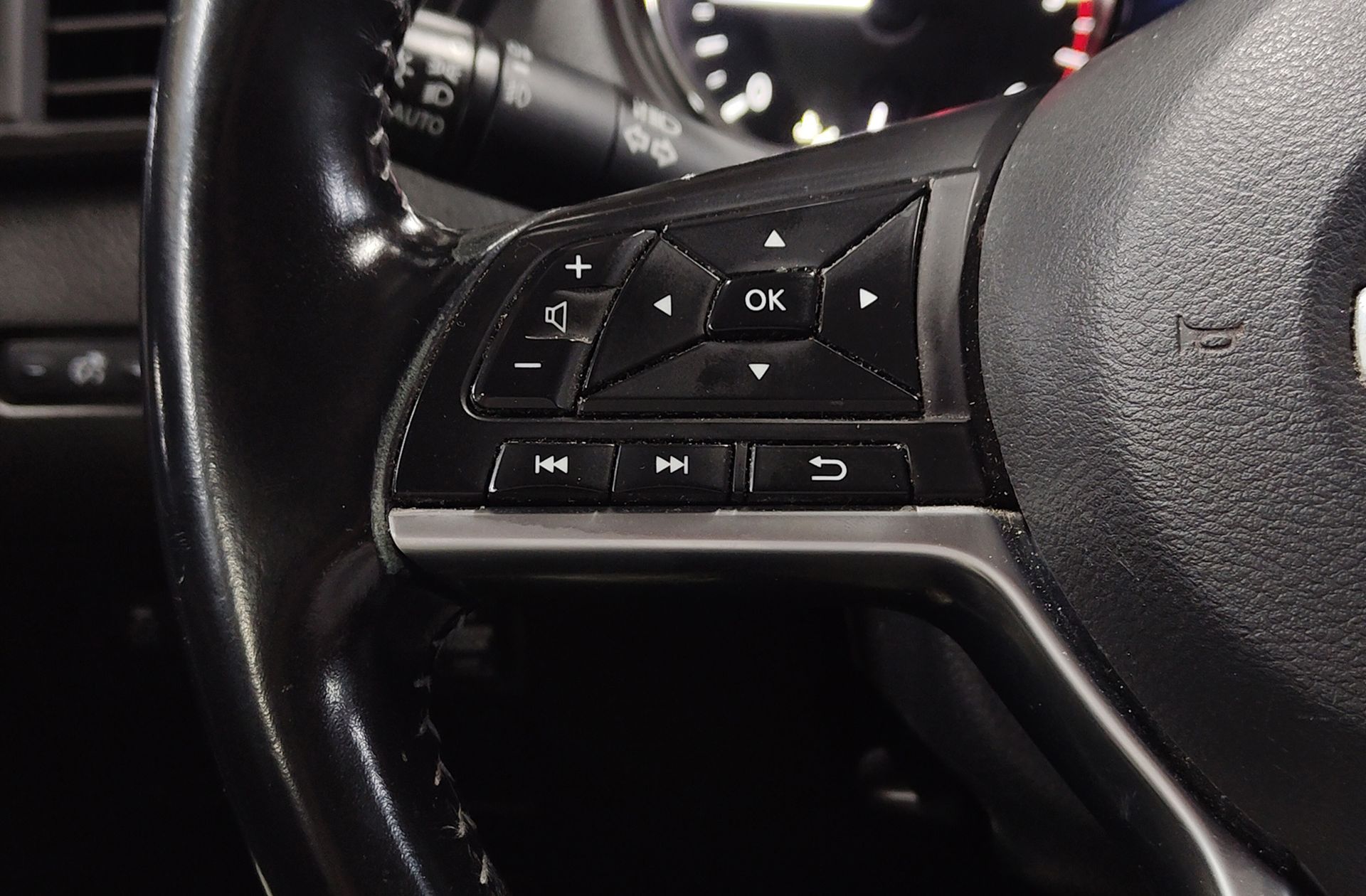 Nissan X-Trail dCi 150 N-Tec - foto 26