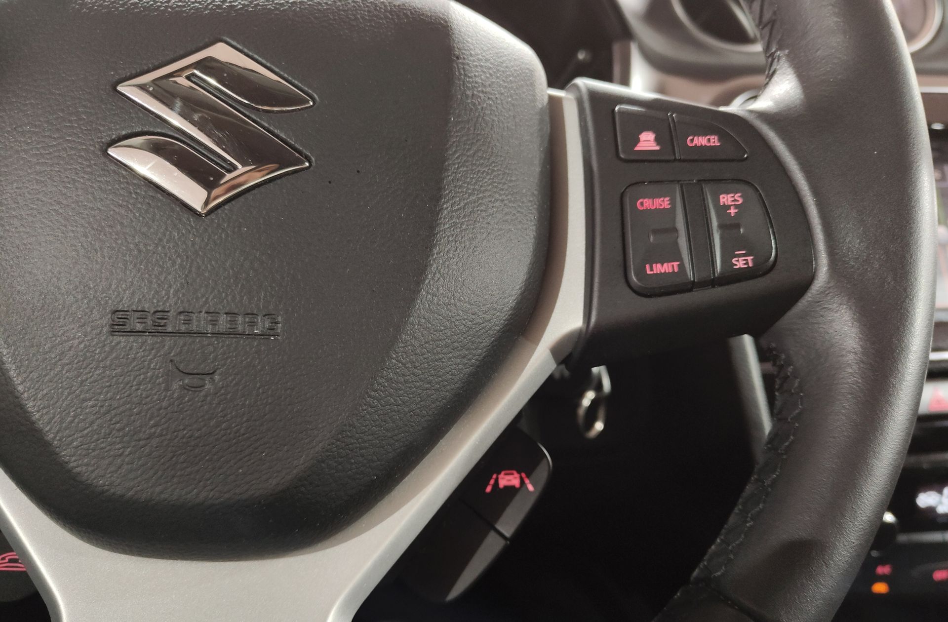 Suzuki Vitara 1.4 T Mild Hybrid GLE - foto 28