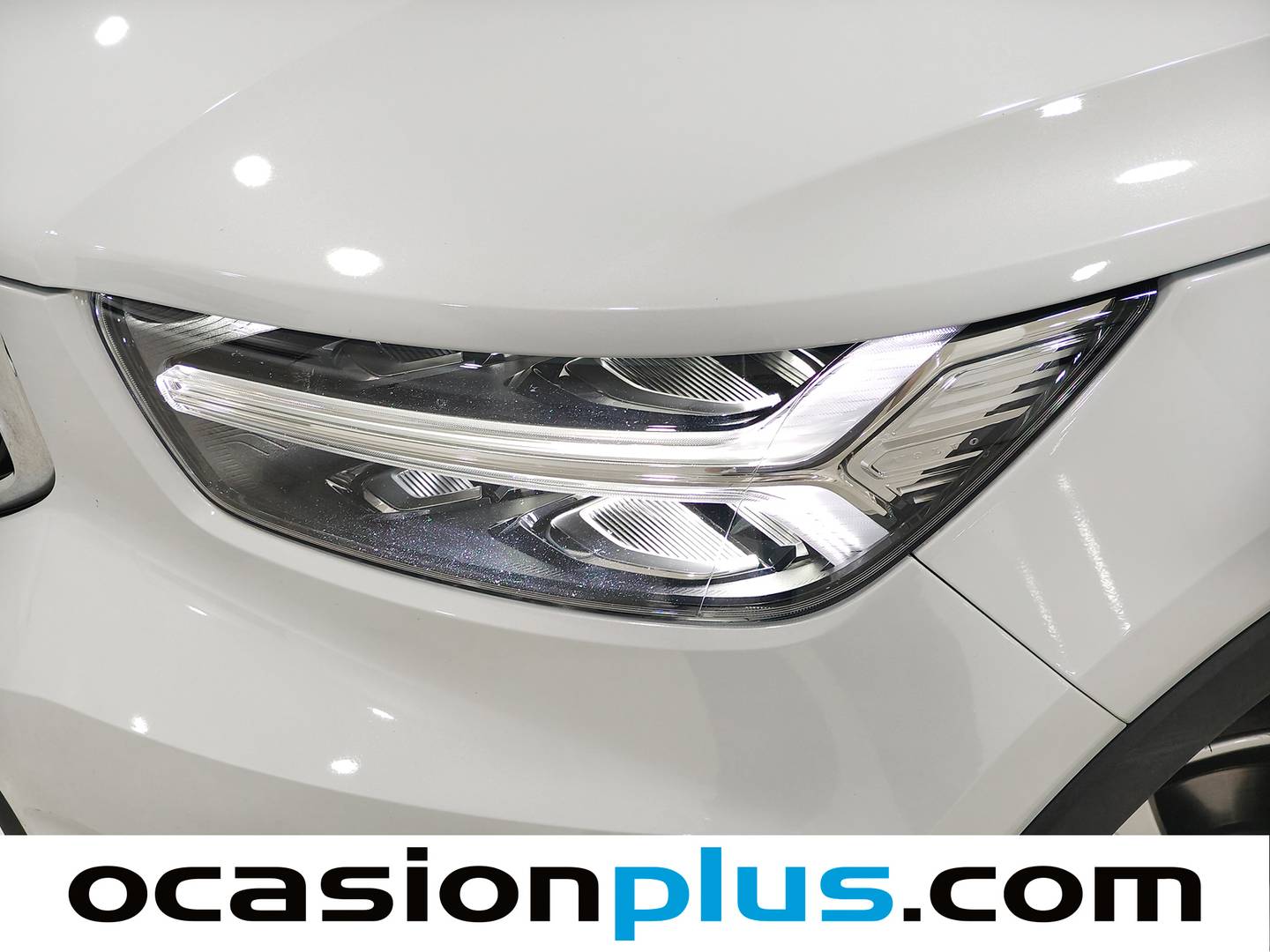 Volvo XC40 Volvo XC40 T3 Momentum Pro Auto (163 CV) al mejor precio
