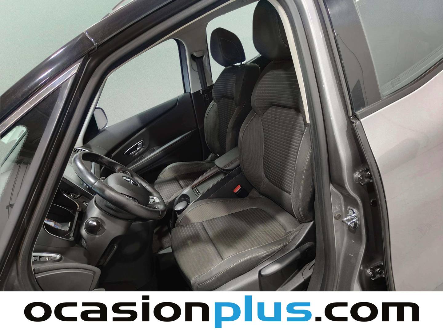 Foto asientos delanteros Renault Grand Scénic Renault Grand Scenic TCe 130 Intens (130 CV)