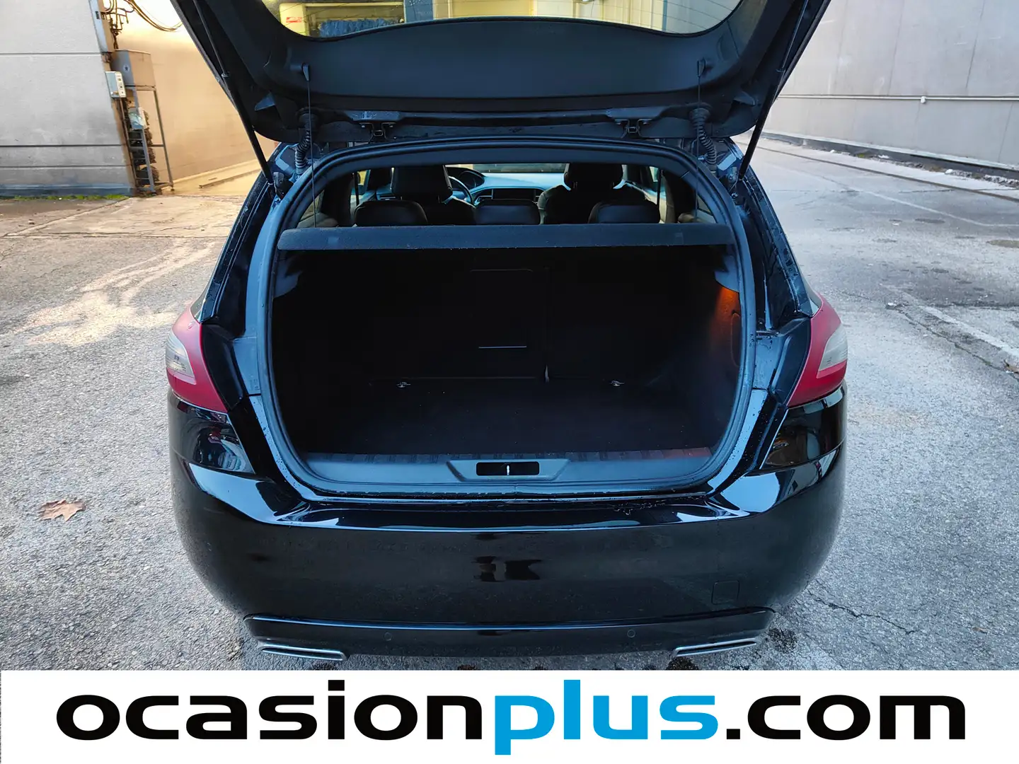 Foto Peugeot 308 Peugeot 308 GT 205 (205 CV)