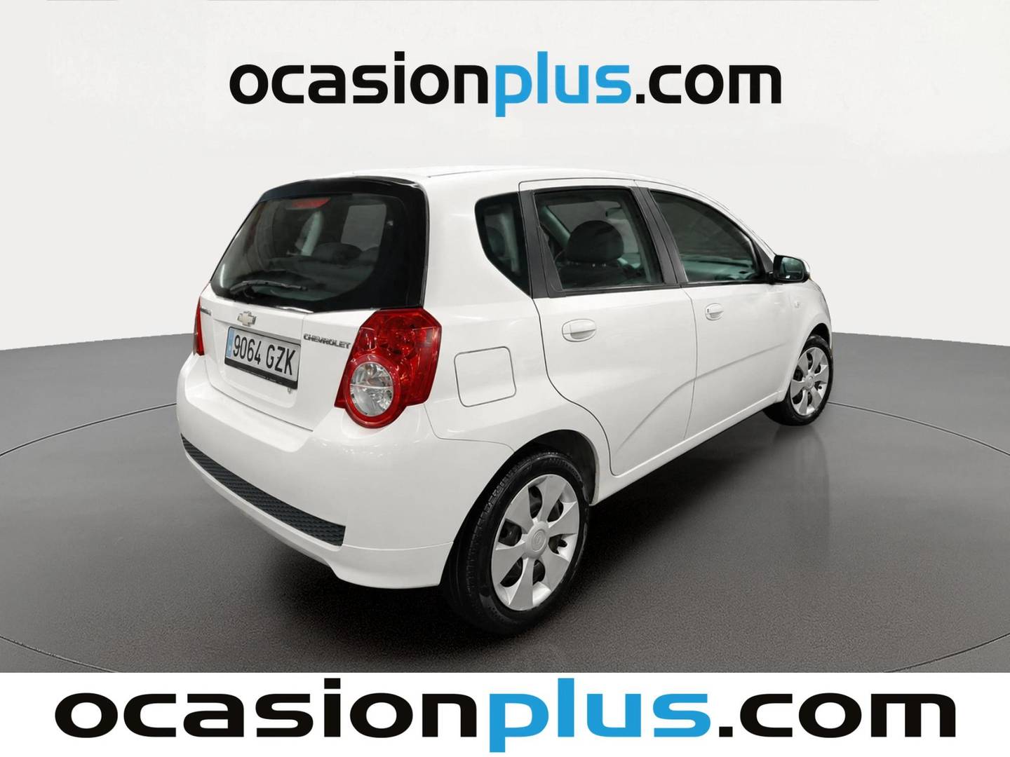 Foto trasera Chevrolet Aveo Chevrolet Aveo 1.4 16v LS (101 CV) derecha