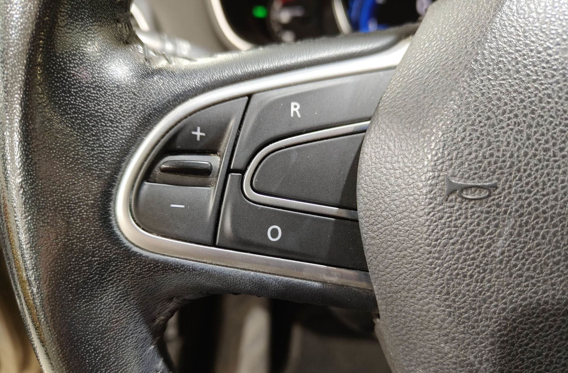 Renault Mégane Zen Energy TCe EDC - foto 25