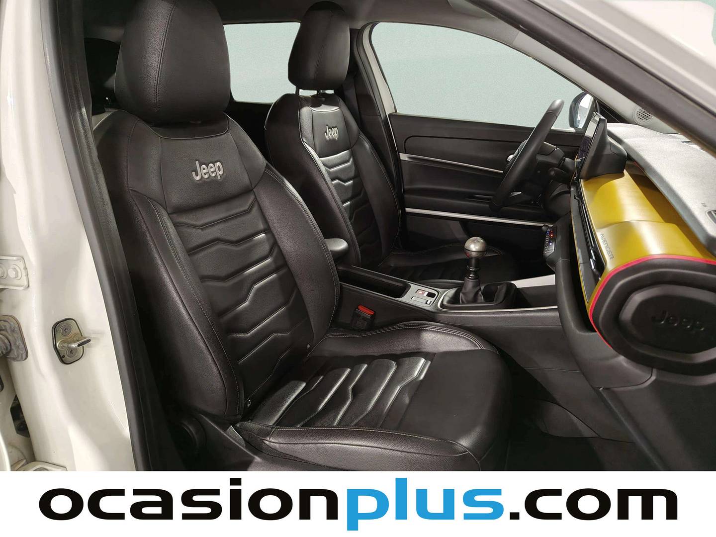 Foto Jeep Avenger Jeep Avenger 1.2 G Summit (100 CV)