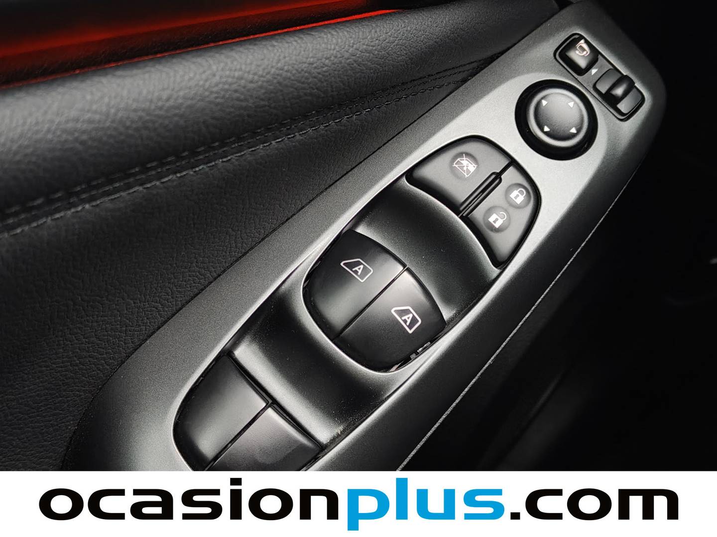 Foto Nissan JUKE Nissan Juke DIG-T N-Connecta 4x2 (114 CV)