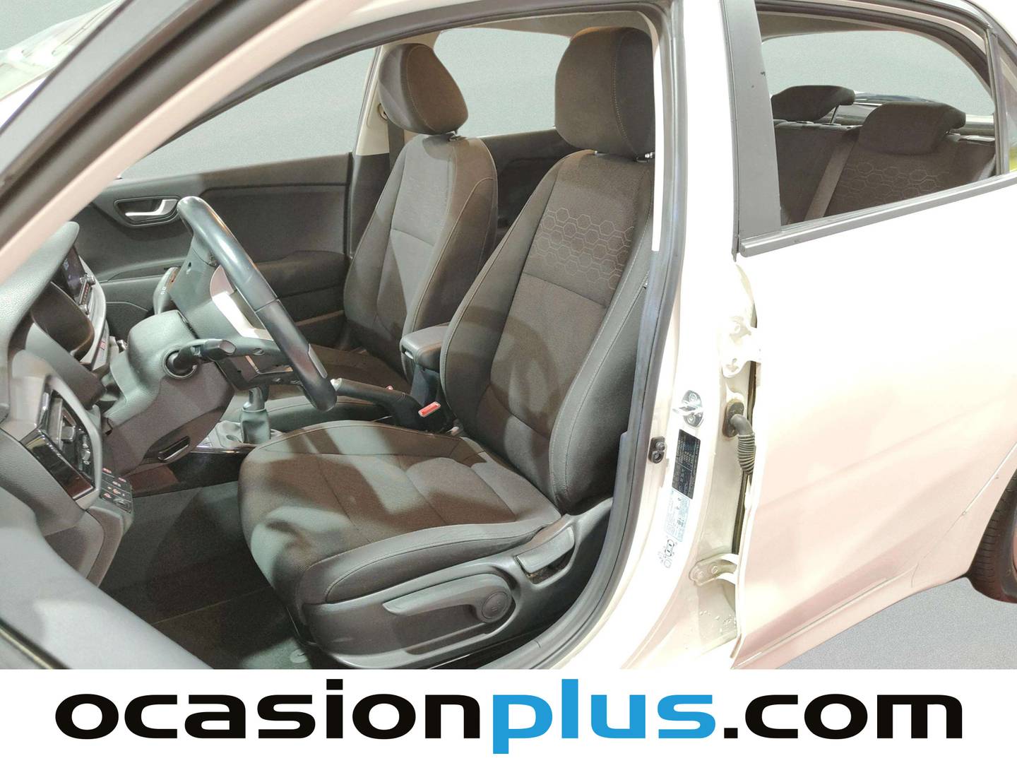 Foto KIA Rio Kia Rio 1.0 T-GDi MHEV iMT Drive (100 CV)