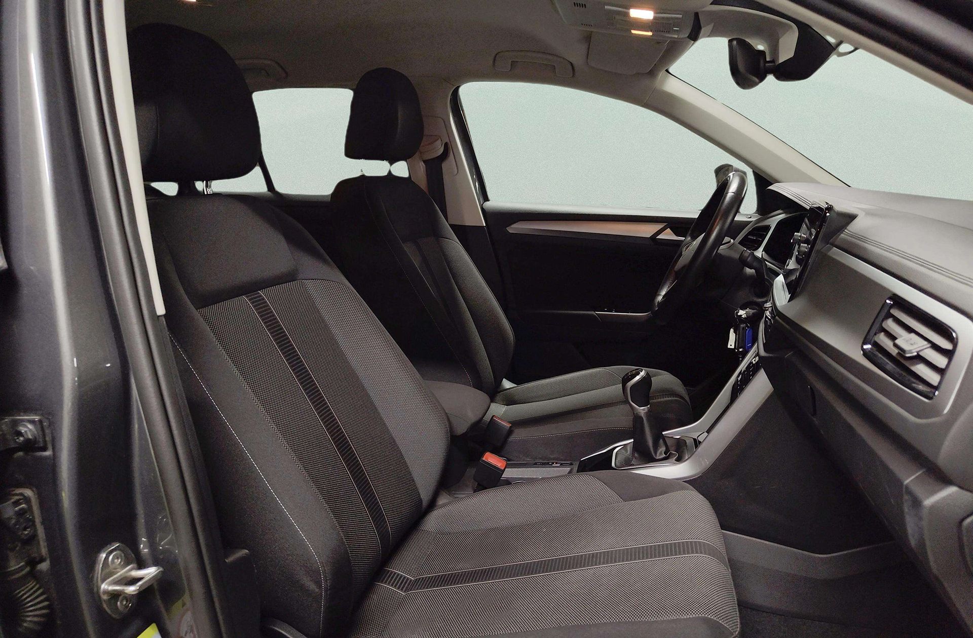 Volkswagen T-Roc Life 1.0 TSI - foto 18