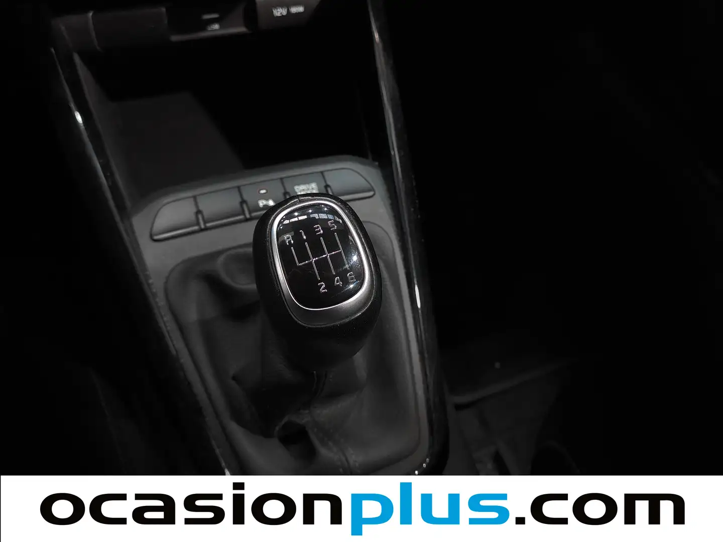 Foto KIA Stonic Kia Stonic 1.0 T-GDi MHEV Drive iMT (120 CV)