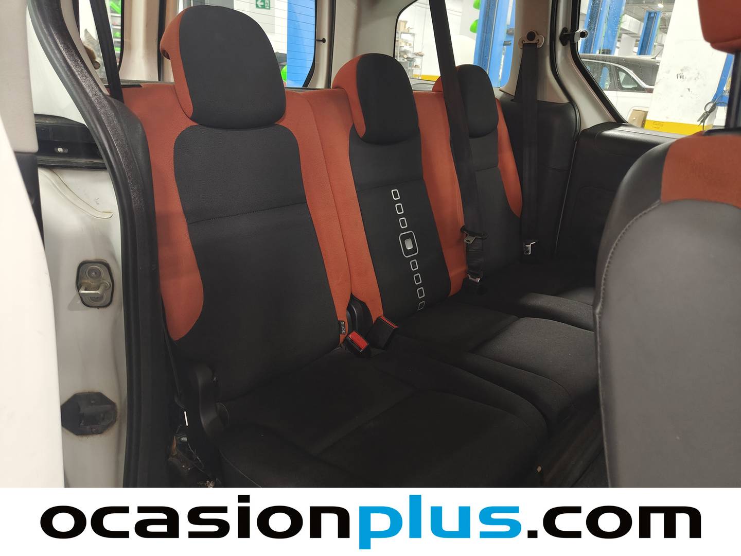 Foto asientos traseros Citroën Berlingo Citroën Berlingo Live Edition HDi (92 CV)