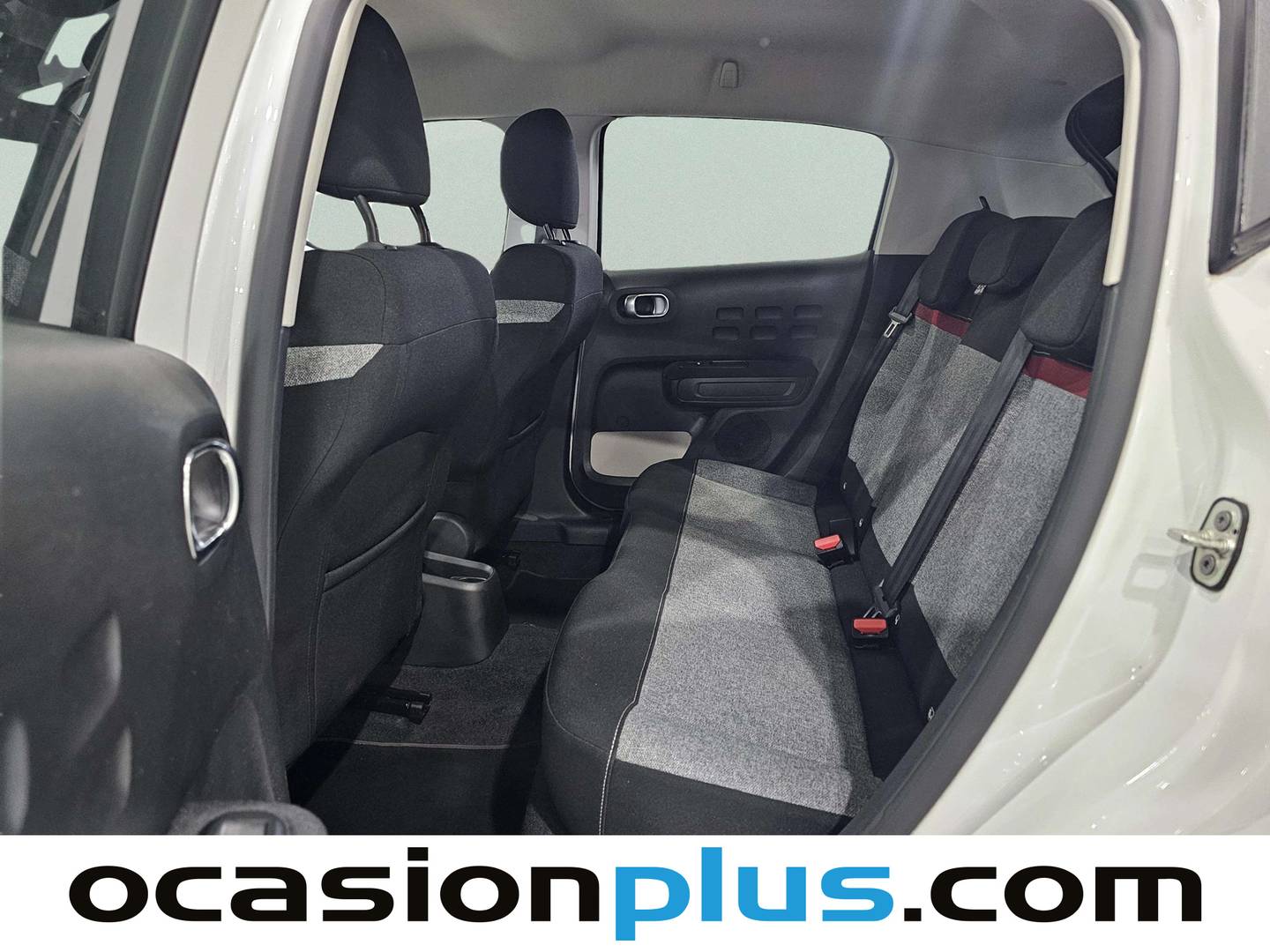 Foto asientos traseros Citroën C3 Citroën C3 PureTech 82 C-Series (83 CV)