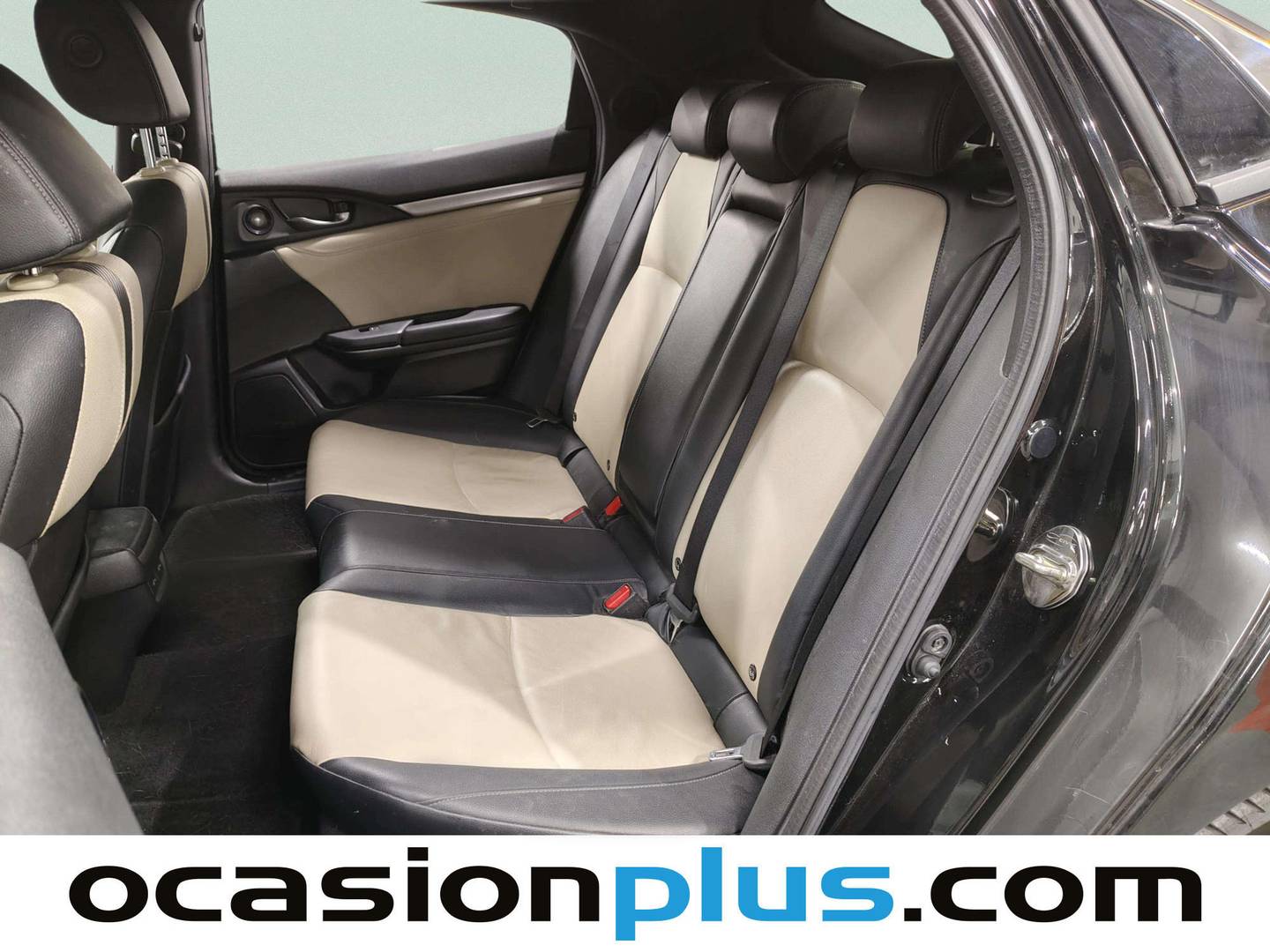 Foto asientos traseros Honda Civic Honda Civic 1.5 I-VTEC Turbo Prestige (182 CV)
