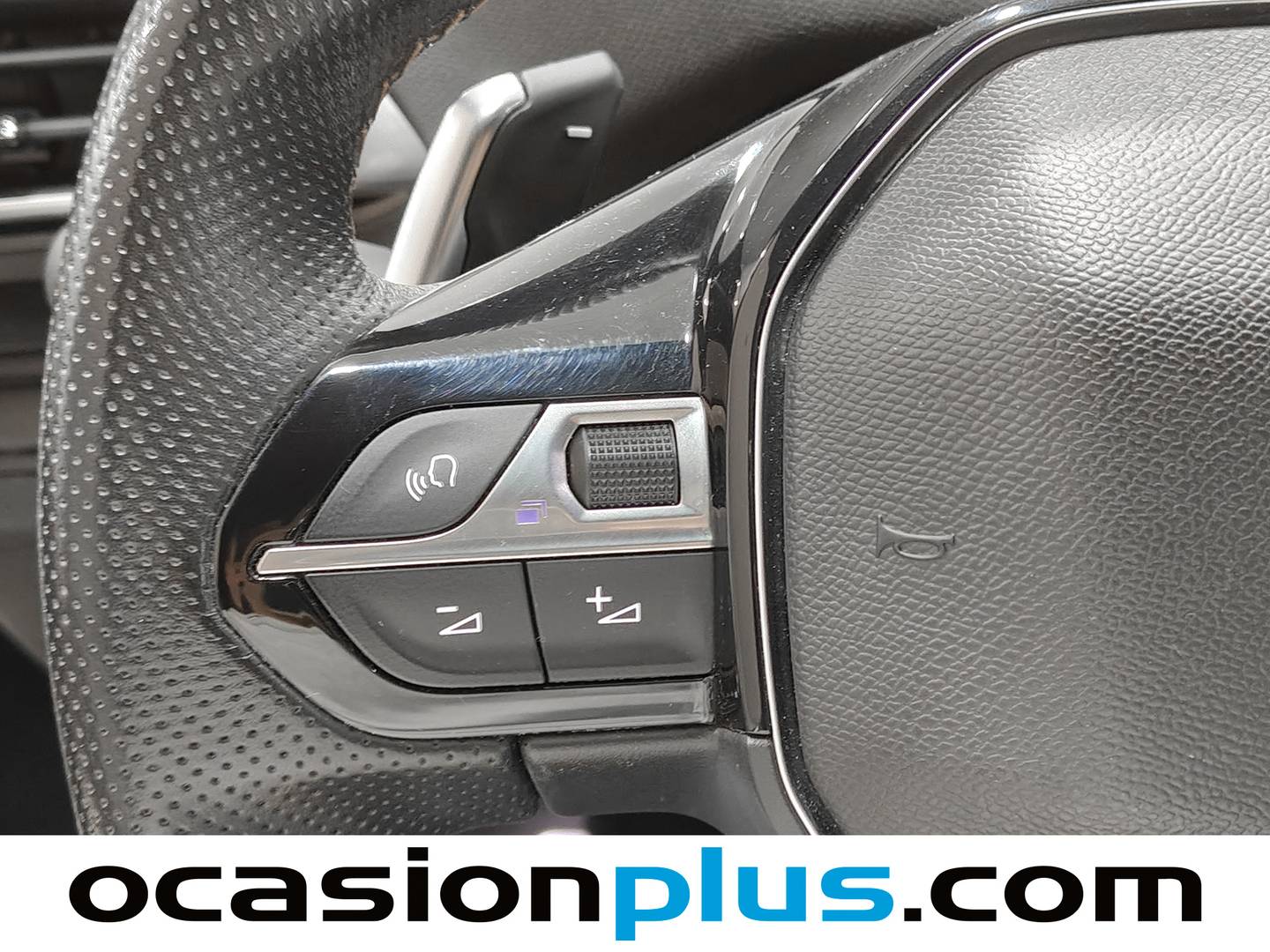 Foto Peugeot 3008 Hybrid Peugeot 3008 Hybrid 225 GT e-EAT8 (225 CV)