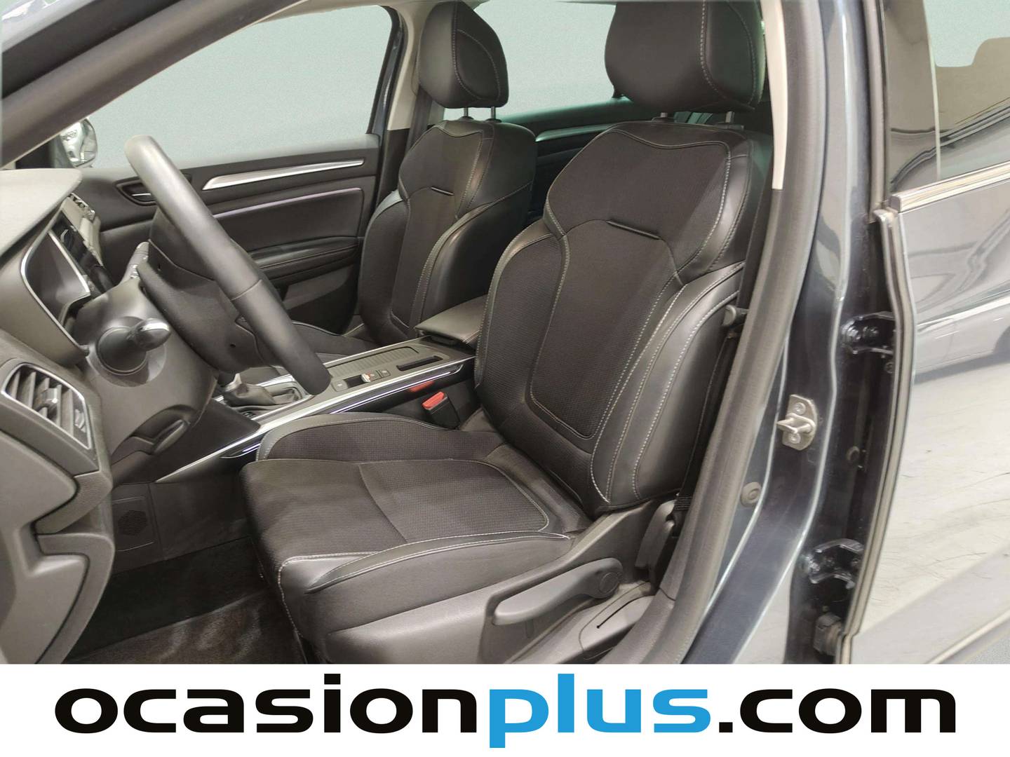 Foto asientos delanteros Renault Megane Renault Megane Sport Tourer Techno TCe (140 CV) EDC GPF