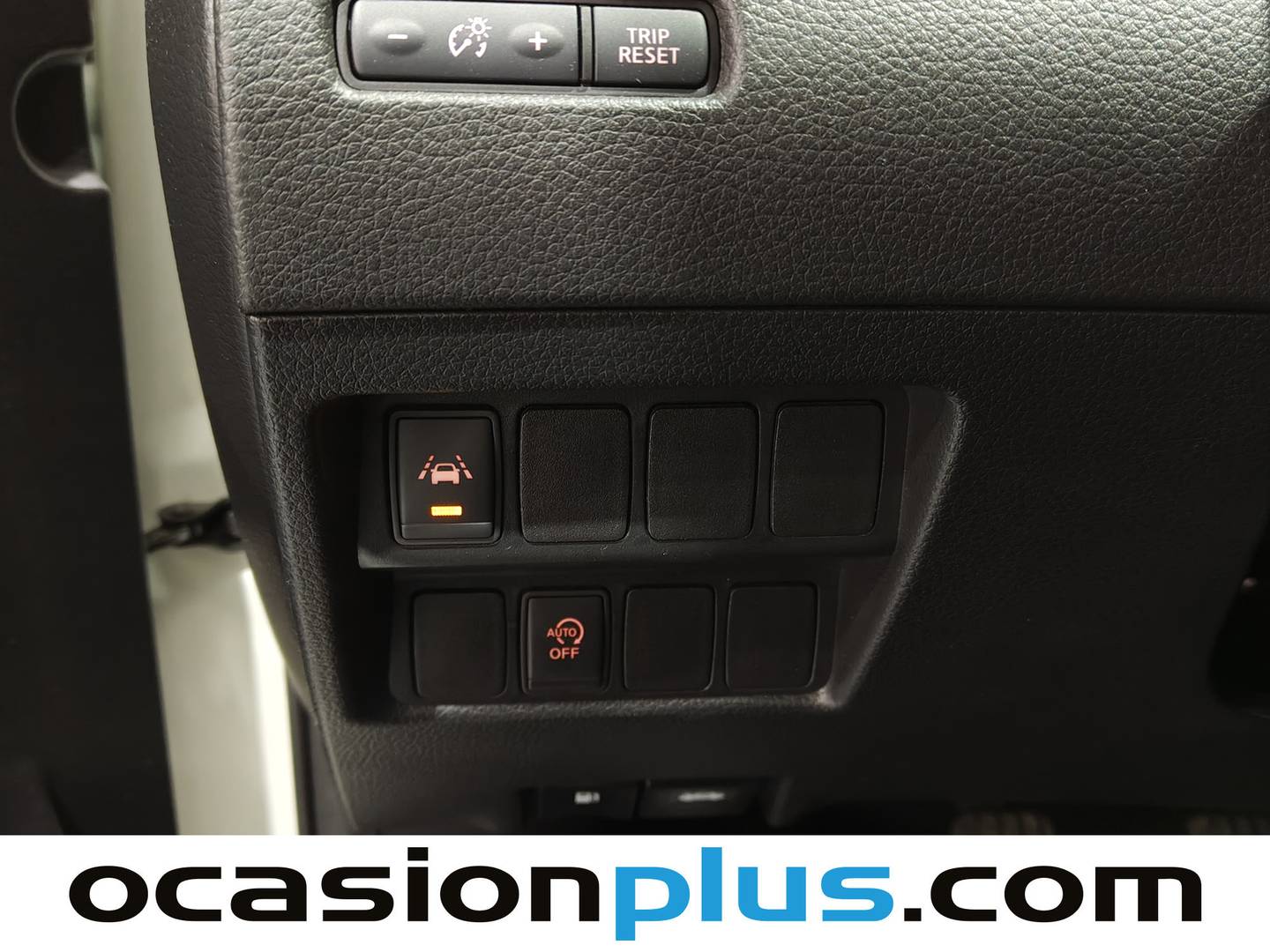 Acabados Nissan QASHQAI Nissan Qashqai 1.6 DIG-T N-Connecta 4x2 (163 CV)