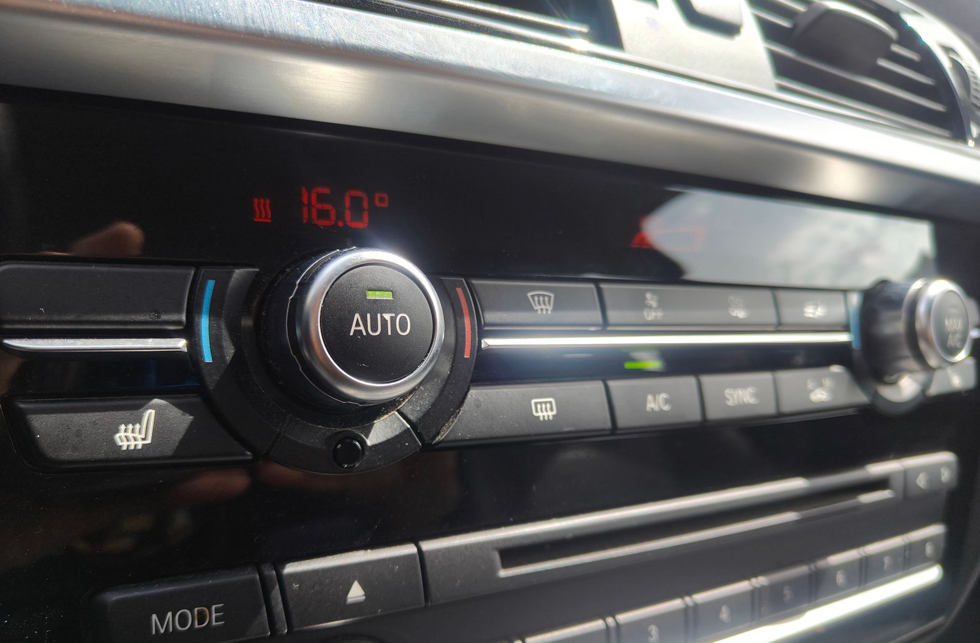 BMW X4 xDrive20i - foto 37