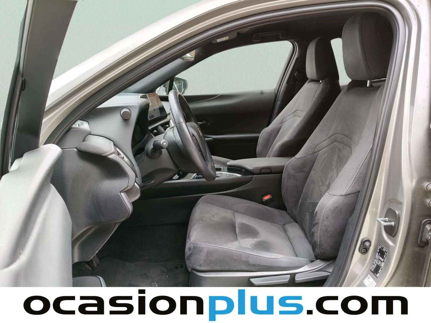 Foto asientos delanteros Lexus UX Lexus UX UX 250h Premium (184 CV)