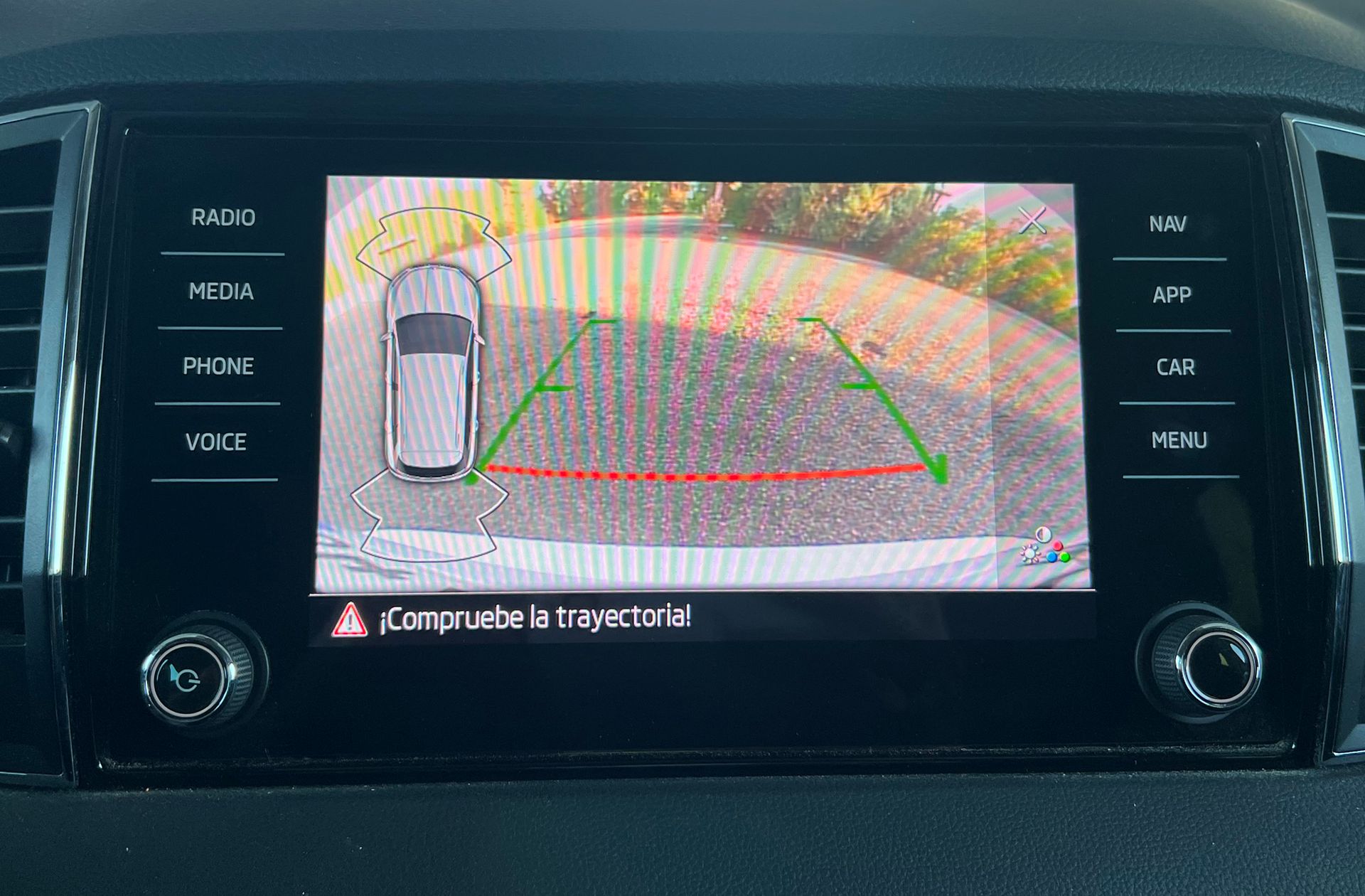 Škoda Karoq 2.0 TDI Selection - foto 8