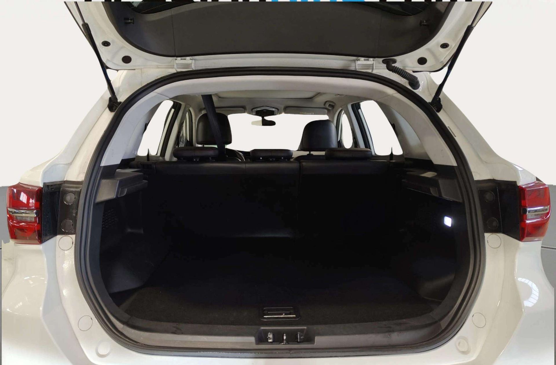 SWM G01 1.5T Luxury - foto 15