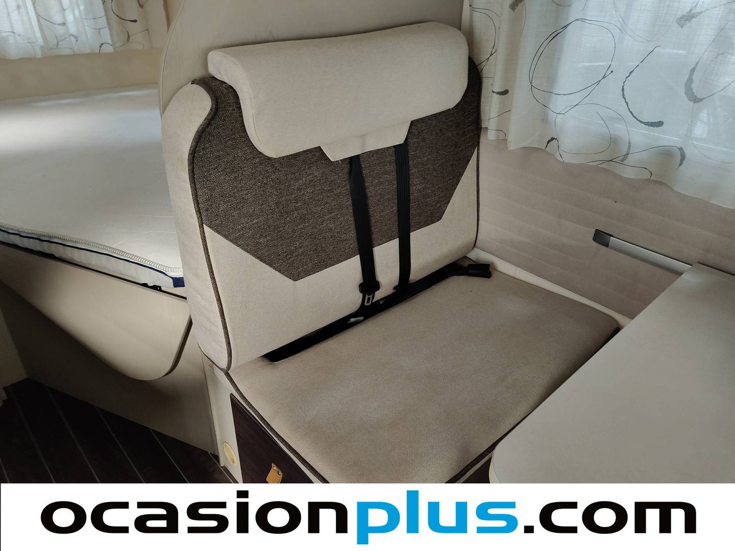 Foto asientos delanteros Rimor Seal 3 Rimor Seal 3 Rimor Seal 3 (140CV) 6 Plazas