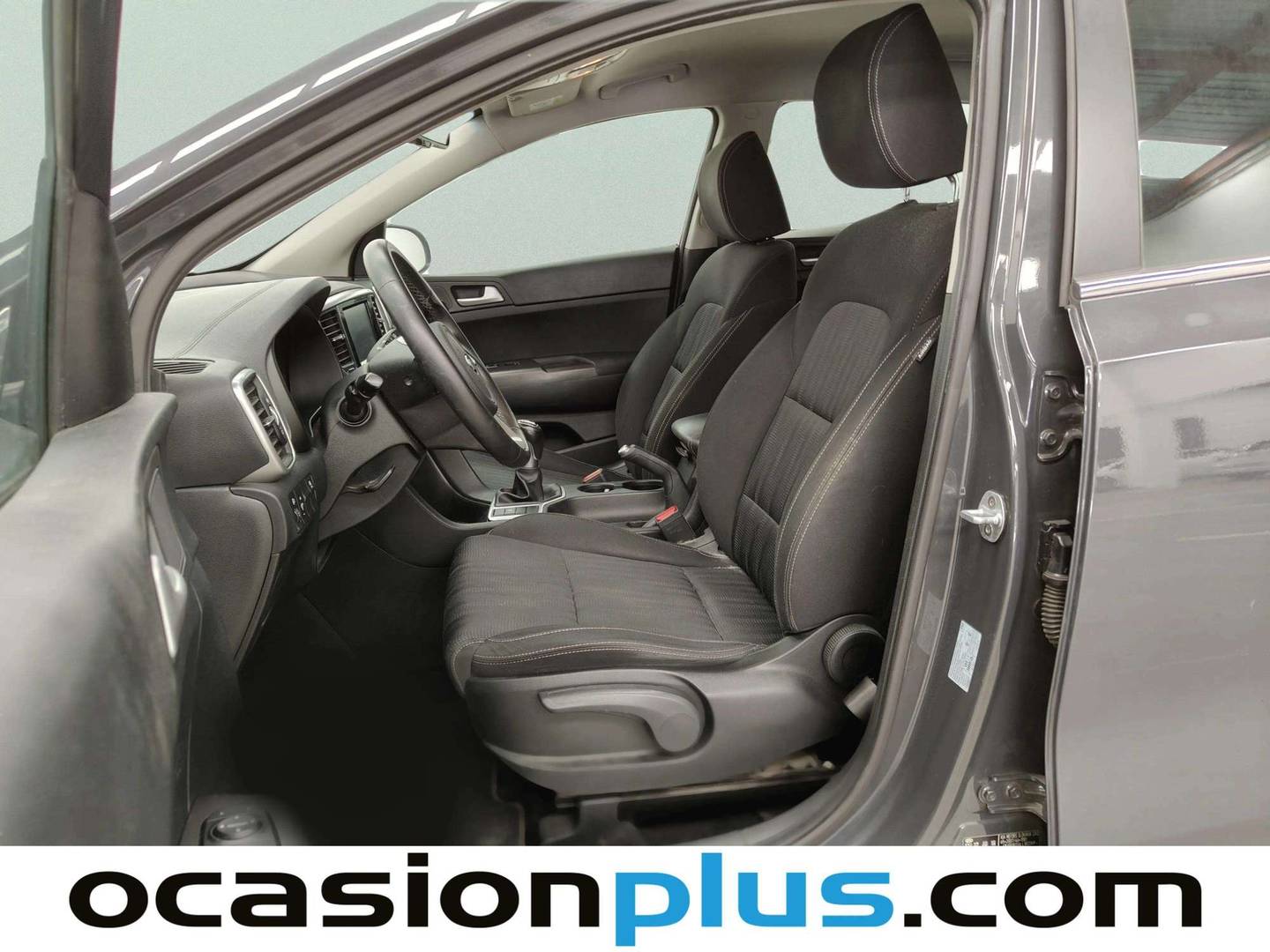 Foto asientos delanteros KIA Sportage KIA Sportage 1.6 MHEV Concept 4x2 (115 CV)
