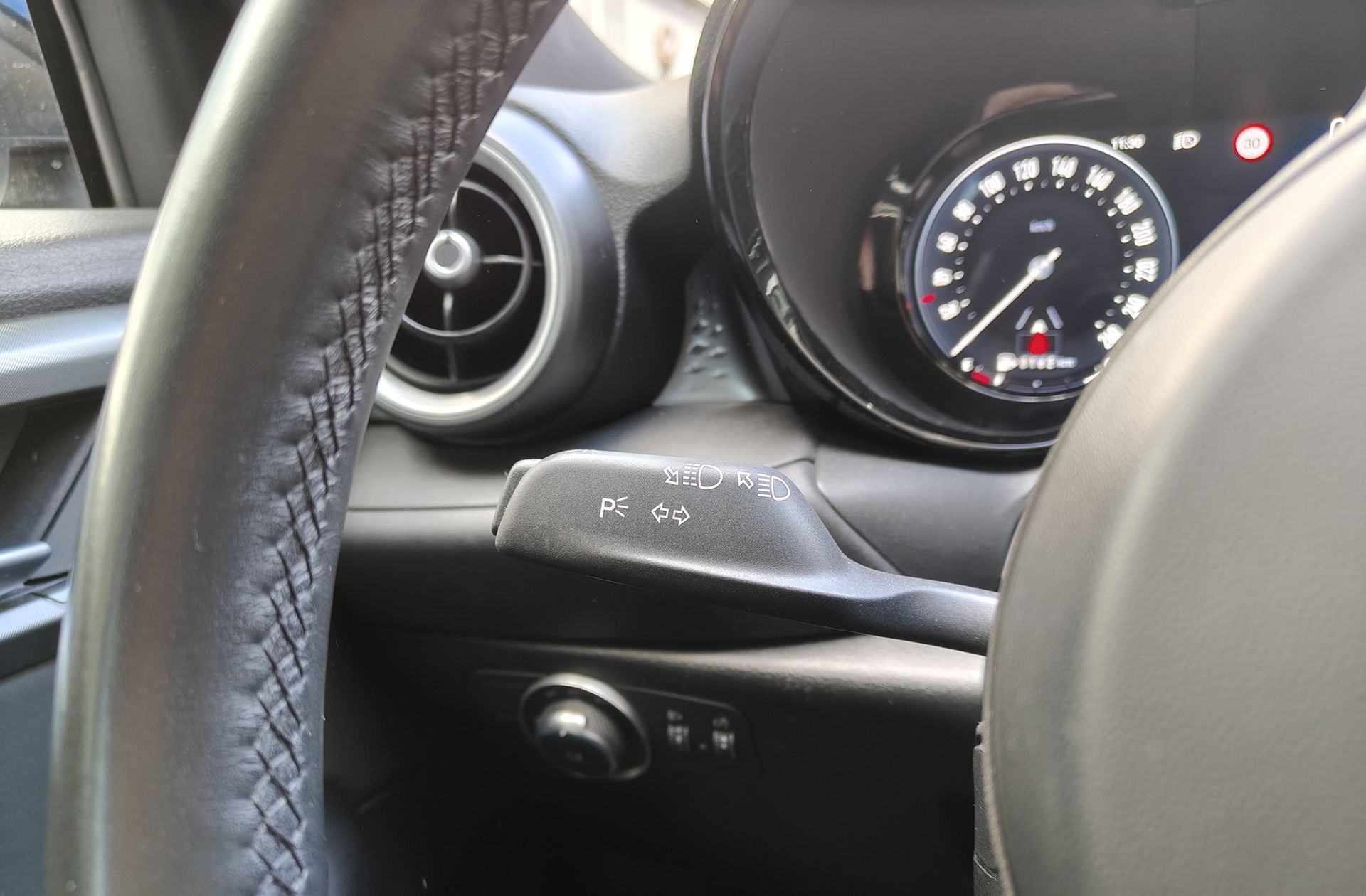 Alfa Romeo Tonale 1.5 MHEV Sprint FWD - foto 27