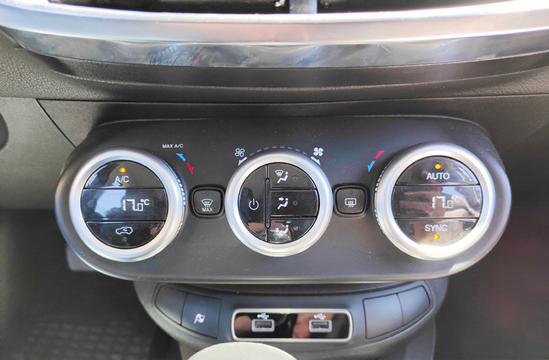Fiat 500X 1.3 Firefly Cross T4 DCT - foto 30