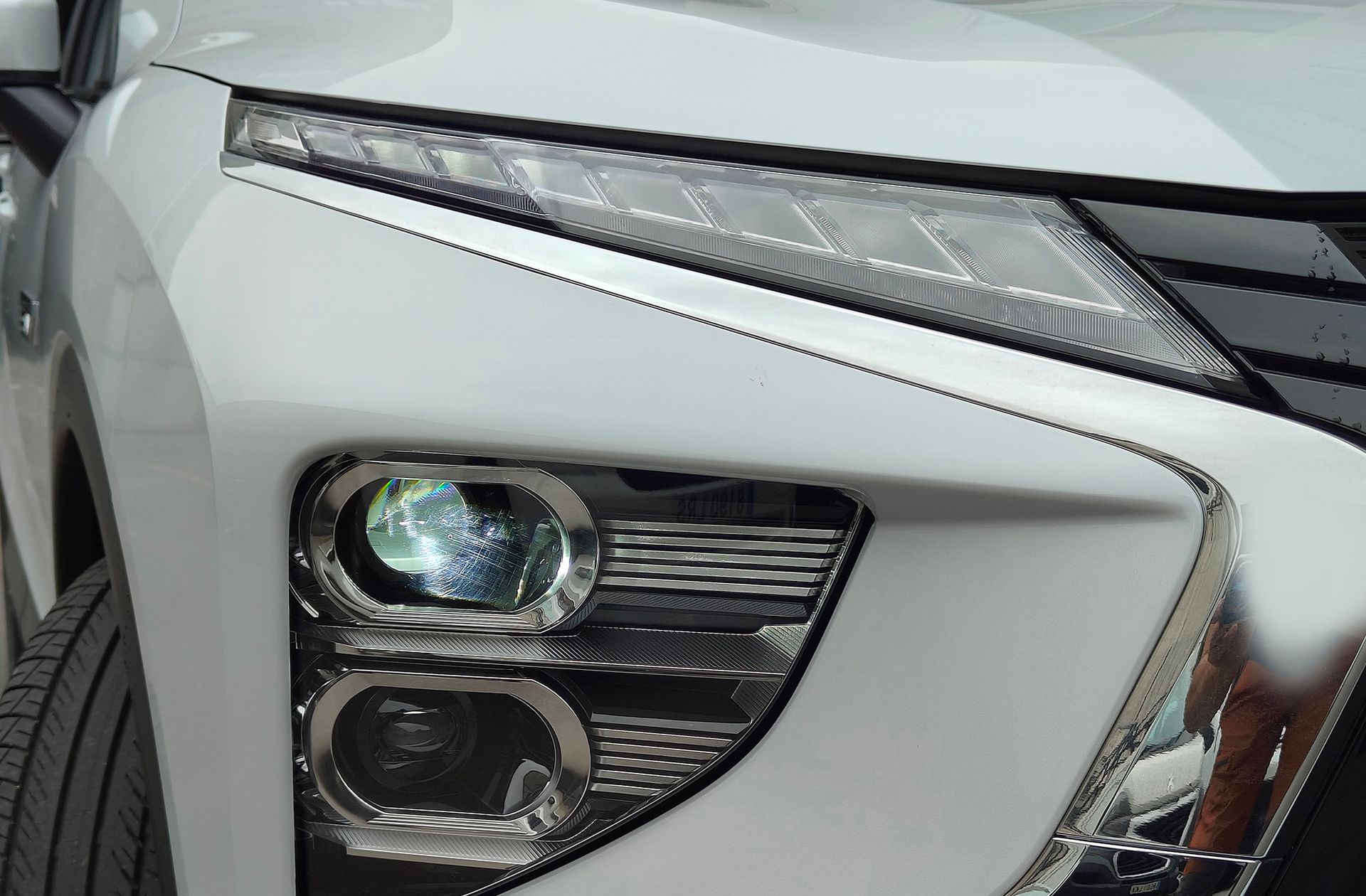 Mitsubishi Eclipse Cross 2.4 PHEV Kaiteki 4WD - foto 18