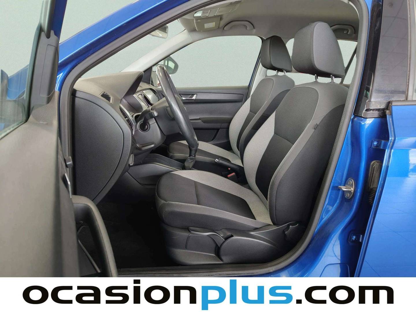 Foto asientos delanteros Skoda Fabia Skoda Fabia 1.0 TSI Like (95 CV)