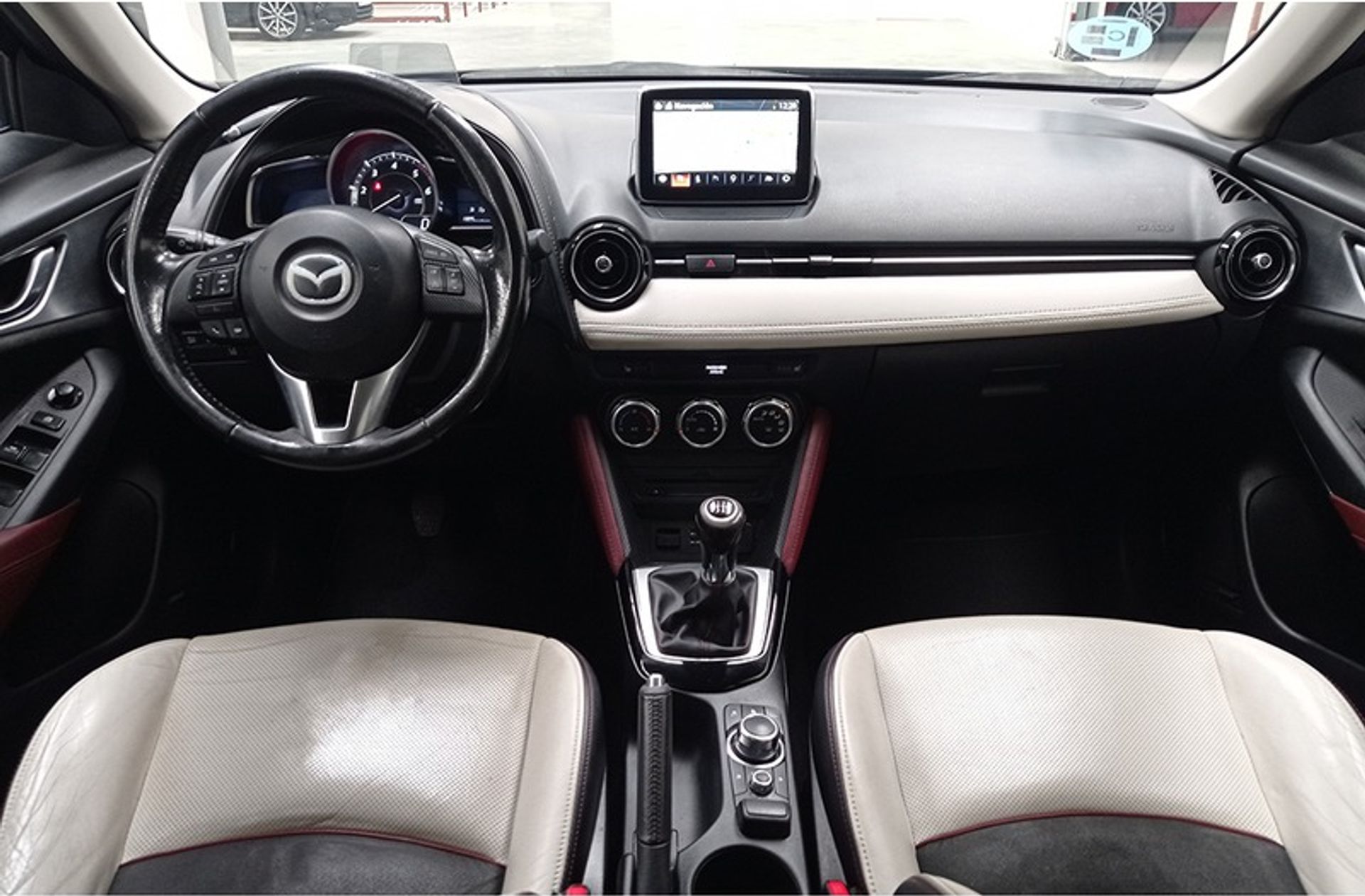 Mazda CX-3 1.5 DE Skyactiv Luxury 2WD - foto 6