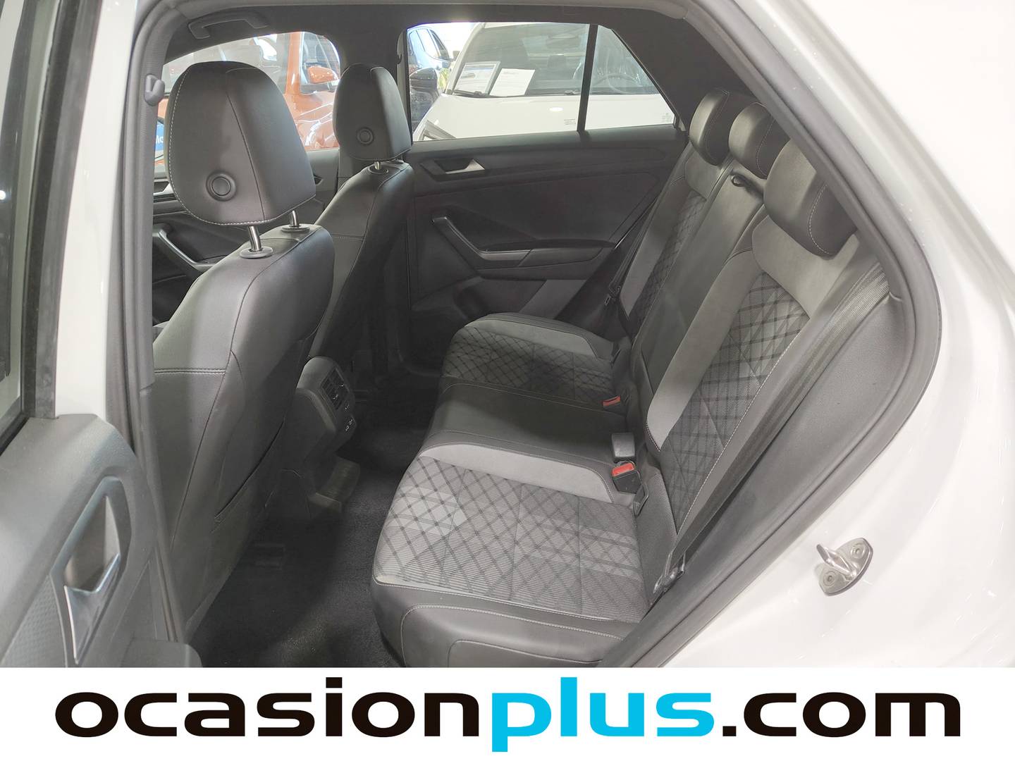 Foto Volkswagen T-Roc Volkswagen T-Roc R-Line 1.5 TSI (150 CV) DSG